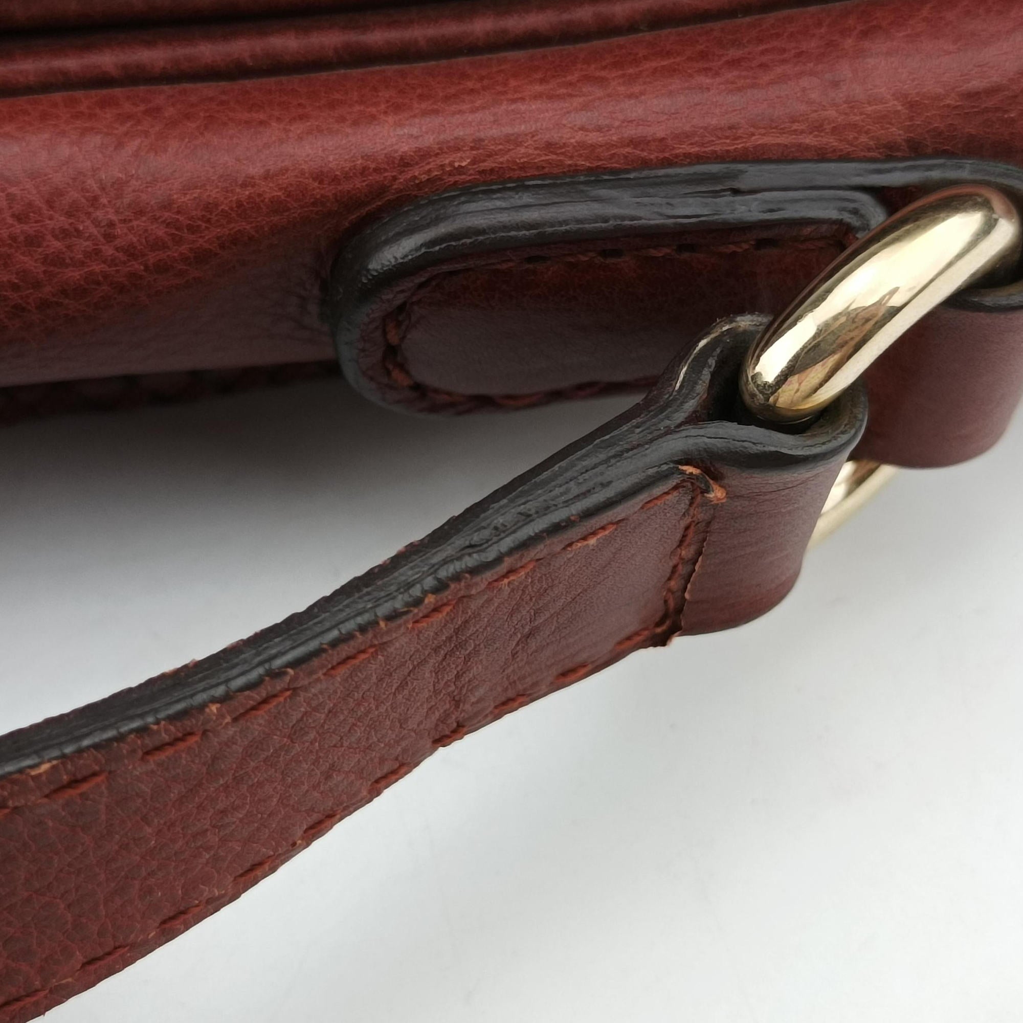 Secondhand Gucci Marrakech Messenger Red Leather 257024 shoulderbag | stylenewstar