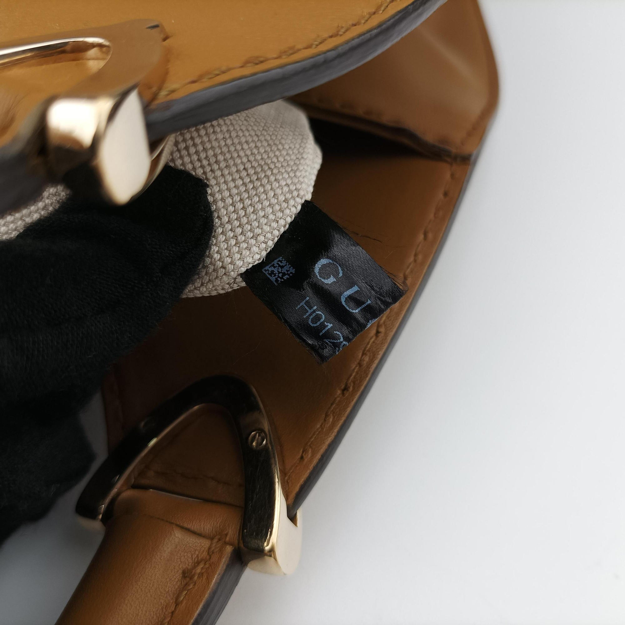 Pre-owned Gucci Stirrup Brown Leather 277514 handbag | stylenewstar