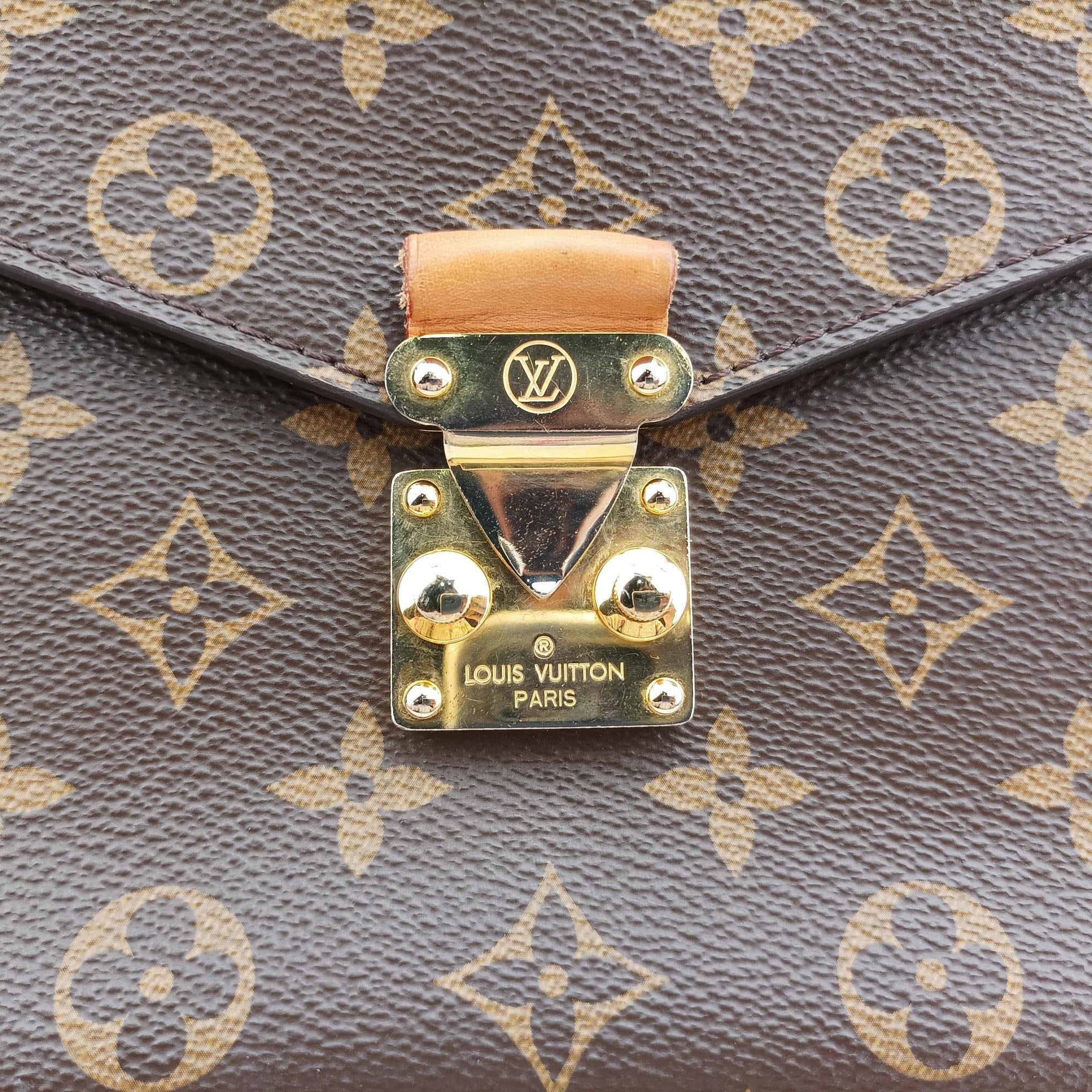 Pre-owned Louis Vuitton Pochette Metis MM Brown Monogram Canvas M44875 shoulderbag | stylenewstar