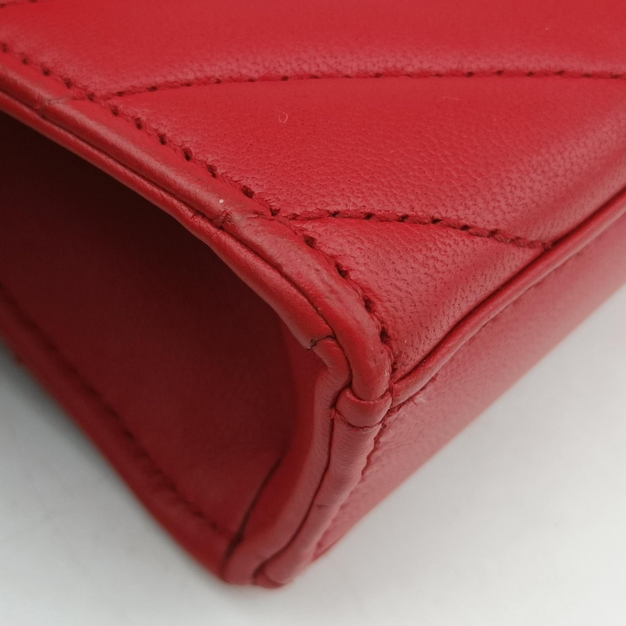 Pre-owned Yves Saint Laurent Monogram Envelope Red Leather 381668 shoulderbag | stylenewstar