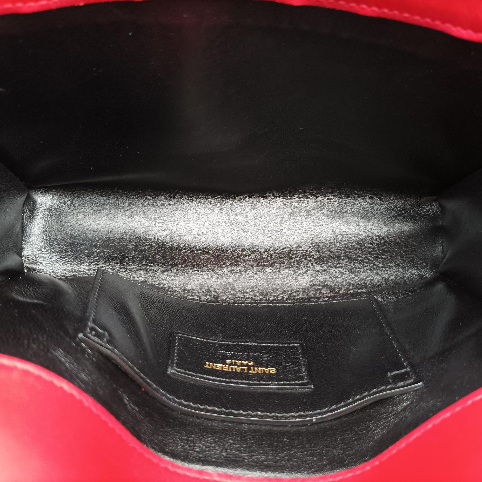 Pre-owned Yves Saint Laurent Monogram Envelope Red Leather 381668 shoulderbag | stylenewstar