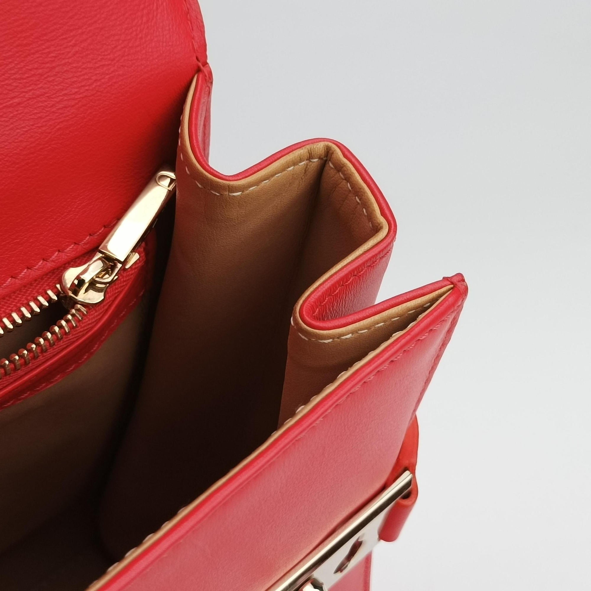 Pre-owned Delvaux Tan pete Red Leather  shoulderbag | stylenewstar