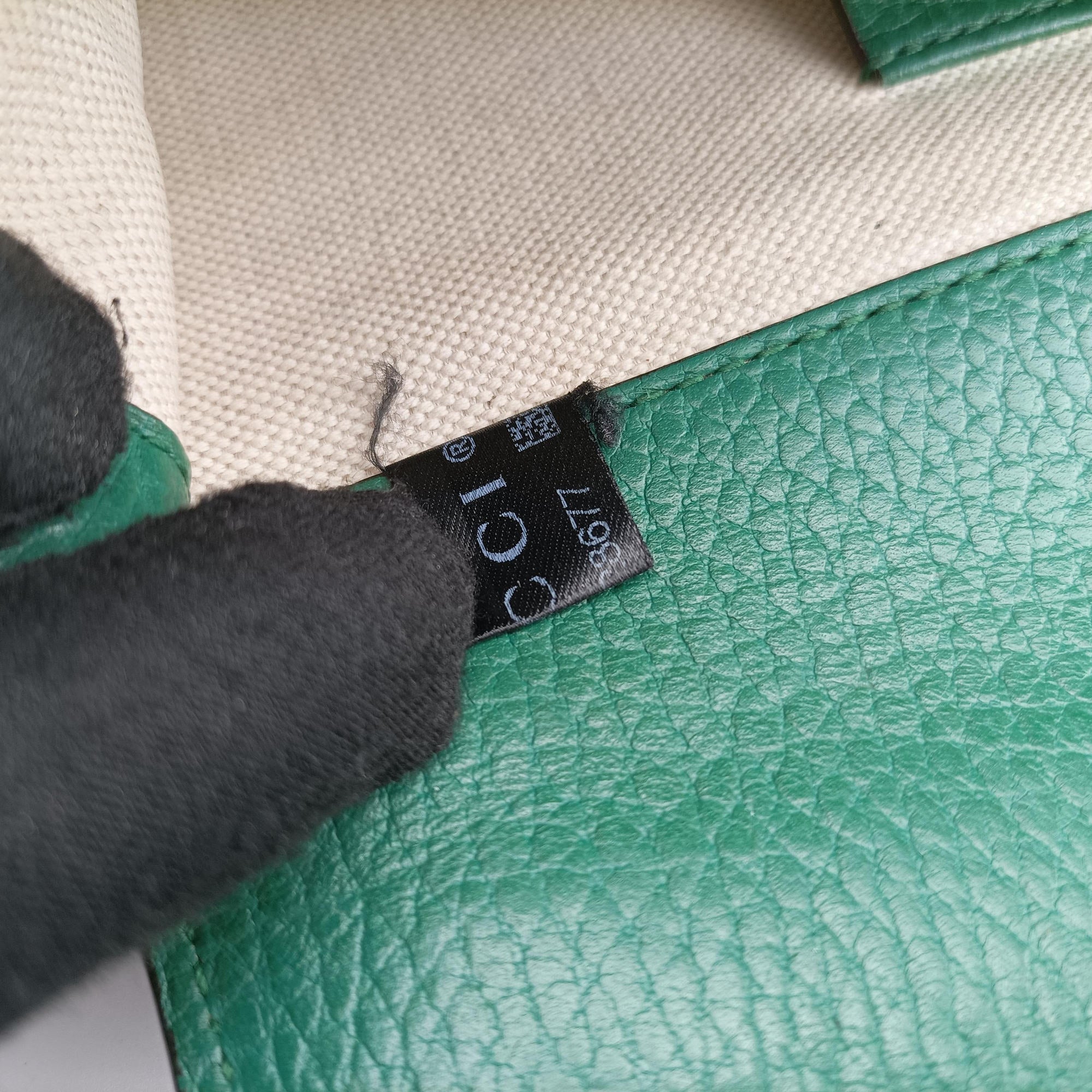 Pre-owned Gucci Dionysus Green Leather 421970 shoulderbag | stylenewstar