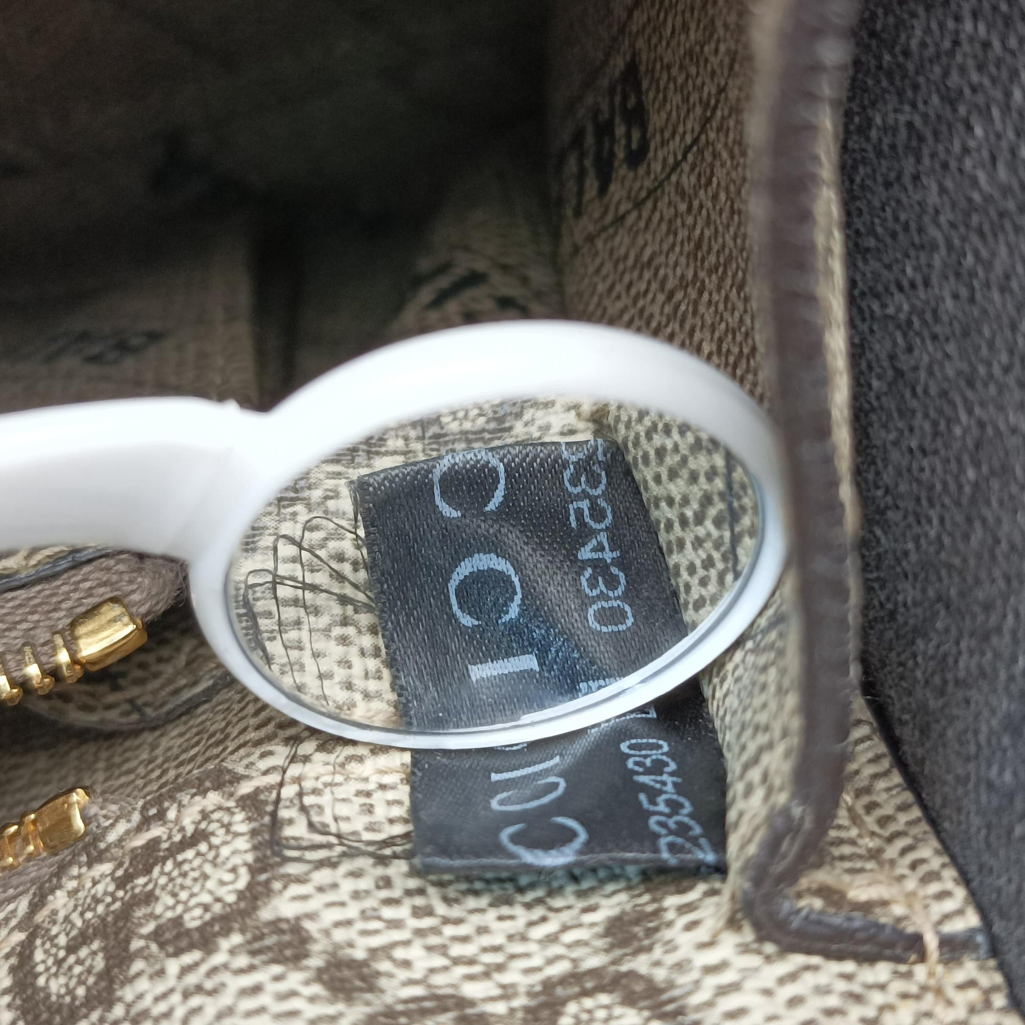 Secondhand Gucci Hourglass Hacker Project Brown PVC coated canvas 681697 shoulderbag | stylenewstar