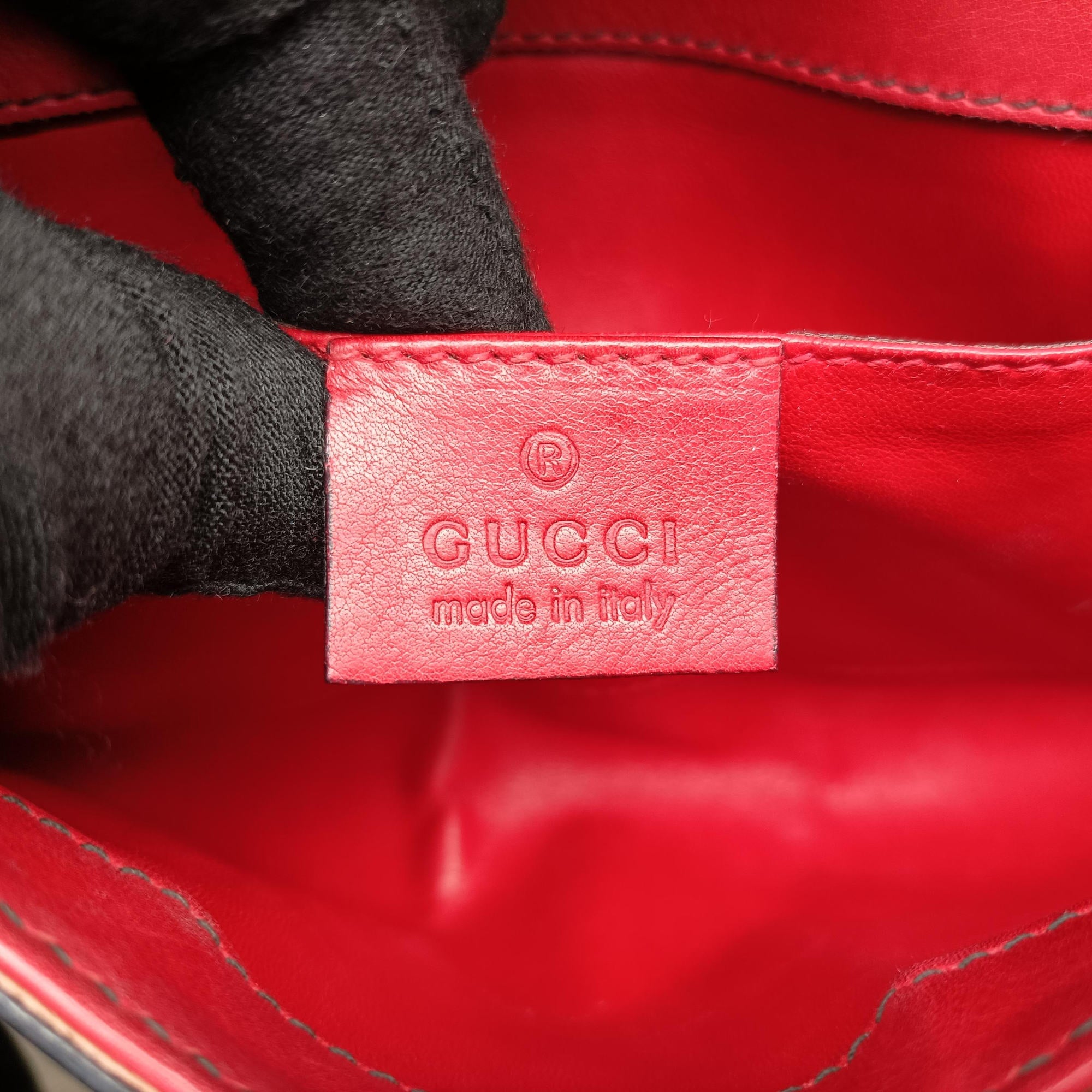 Pre-owned Gucci Emily Red Leather 283063 shoulderbag | stylenewstar