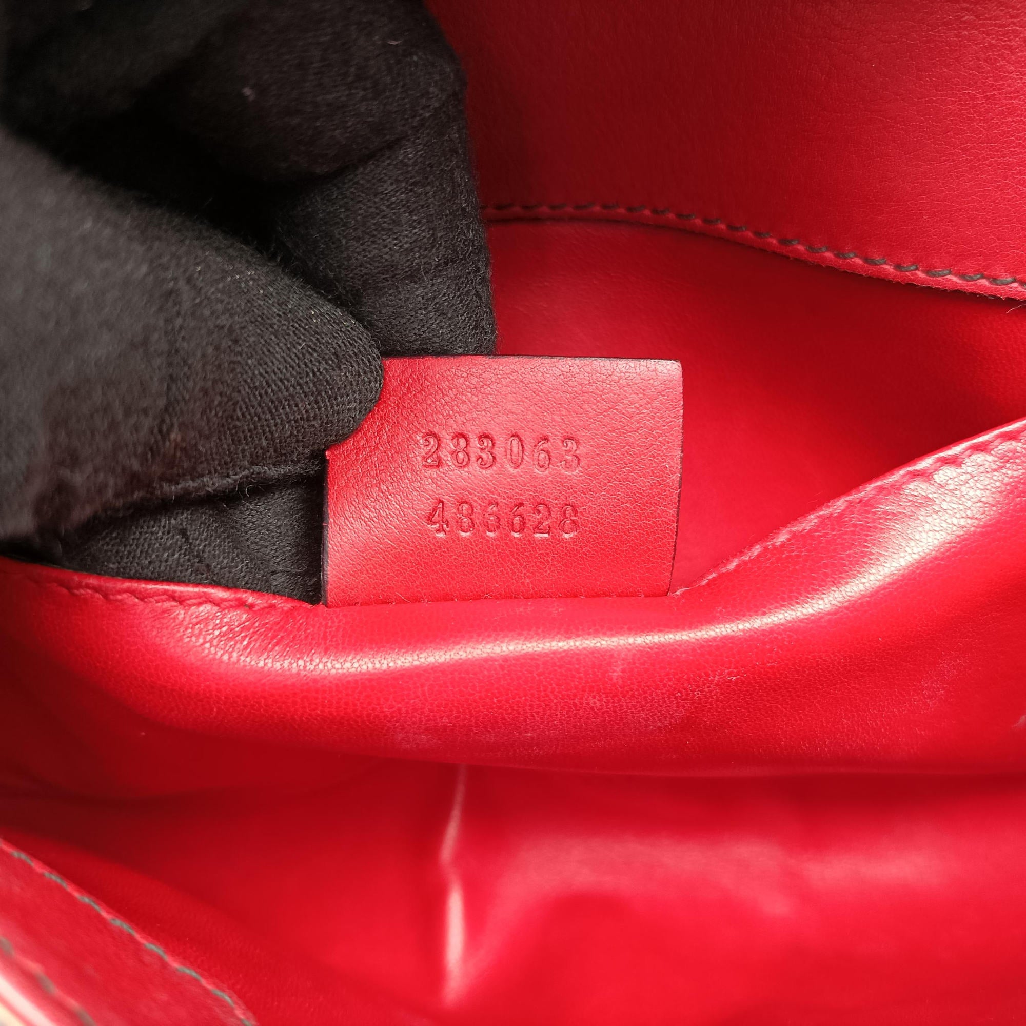 Pre-owned Gucci Emily Red Leather 283063 shoulderbag | stylenewstar