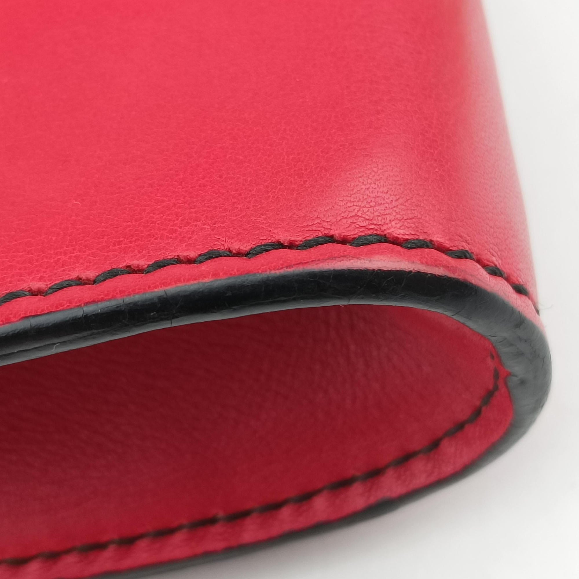 Pre-owned Gucci Emily Red Leather 283063 shoulderbag | stylenewstar