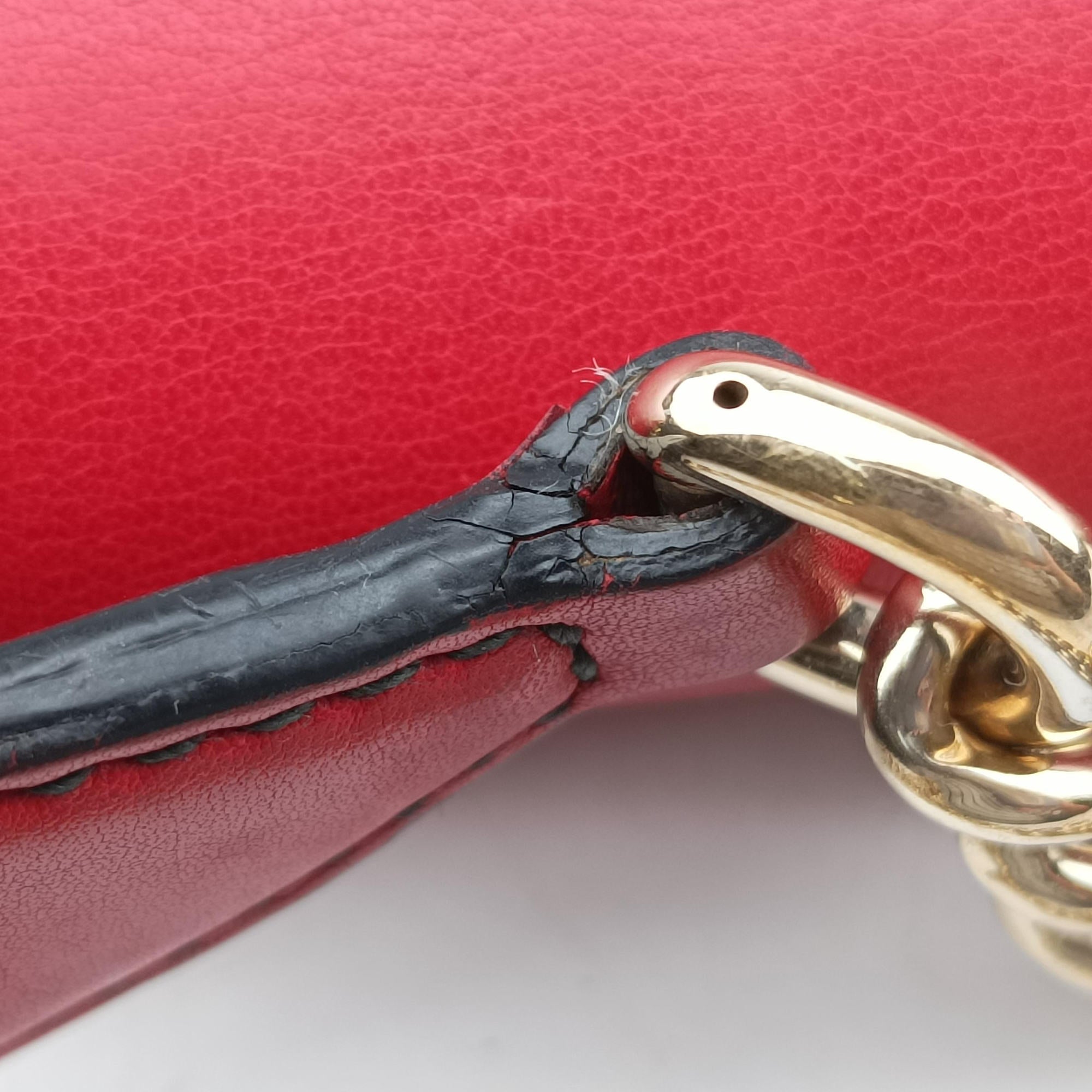 Pre-owned Gucci Emily Red Leather 283063 shoulderbag | stylenewstar
