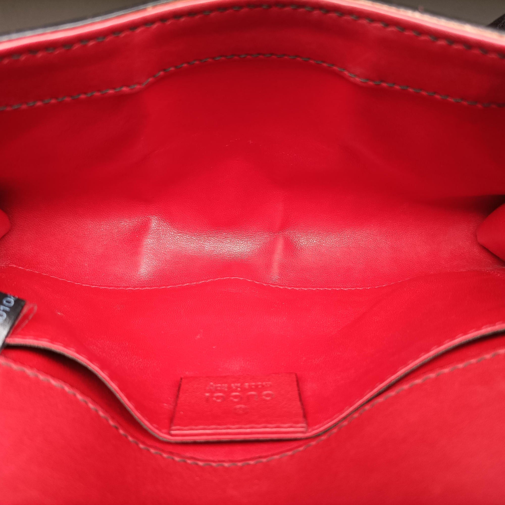 Pre-owned Gucci Emily Red Leather 283063 shoulderbag | stylenewstar
