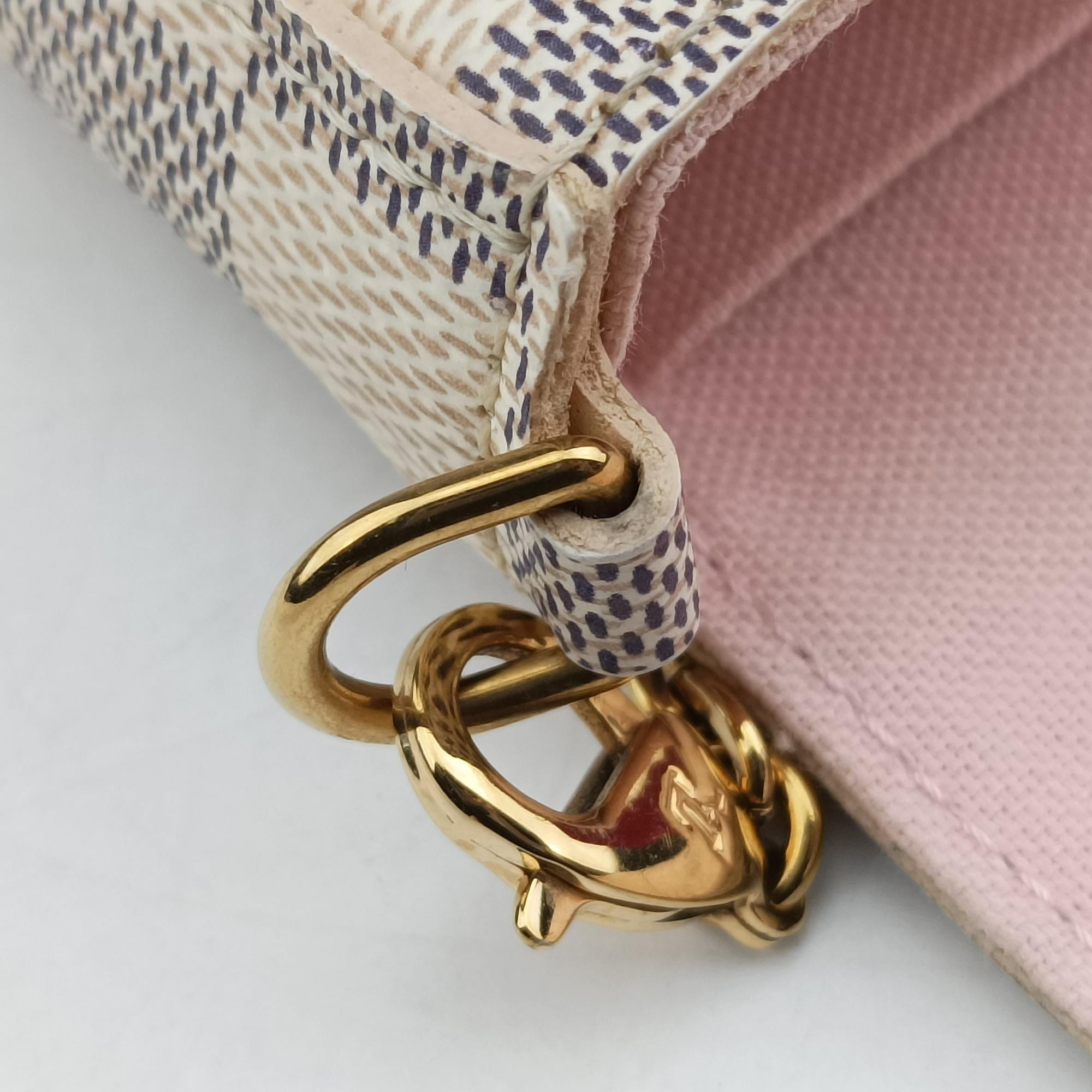 Secondhand Louis Vuitton Pochette FeLICIE Azur Damier Canvas N63106 shoulderbag | stylenewstar