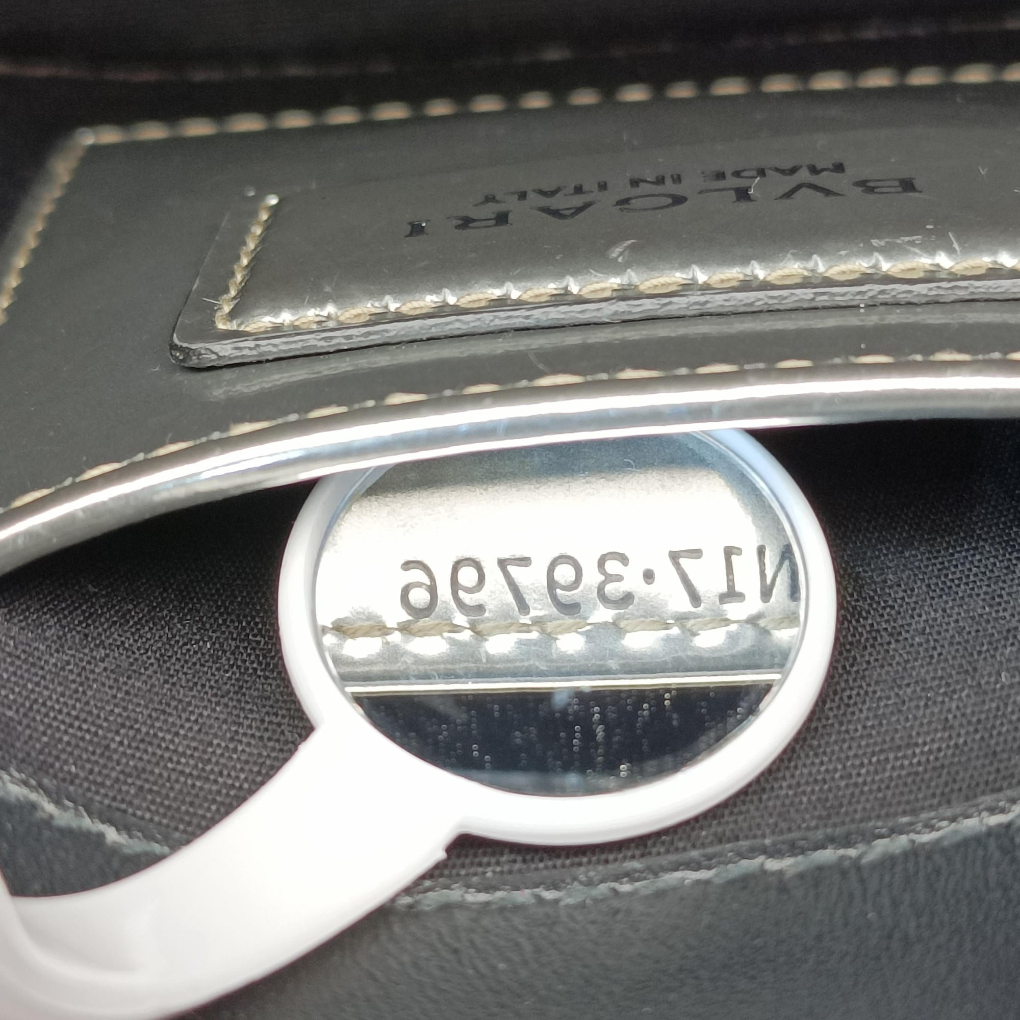 Pre-owned Bvlgari SERPENTI FOREVER Silver Enamel  shoulderbag | stylenewstar