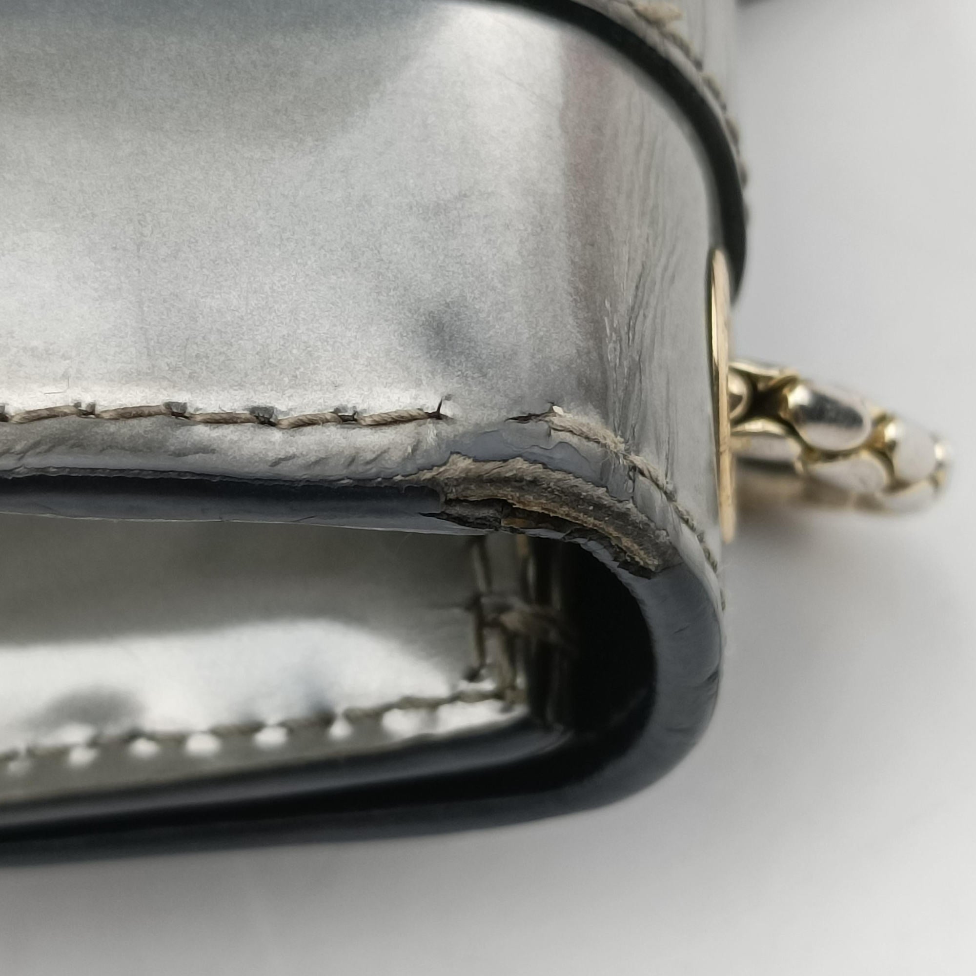 Pre-owned Bvlgari SERPENTI FOREVER Silver Enamel  shoulderbag | stylenewstar