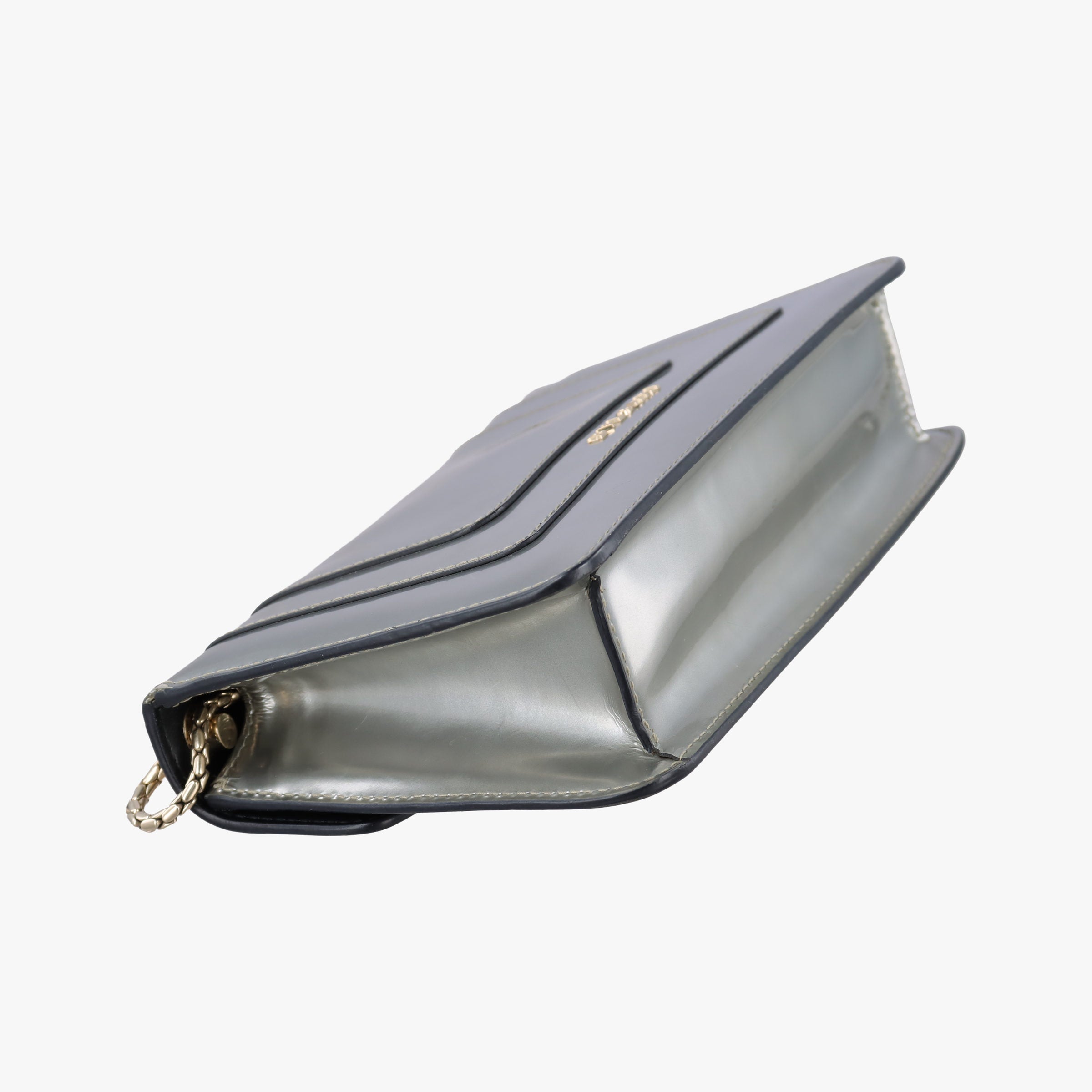 Pre-owned Bvlgari SERPENTI FOREVER Silver Enamel  shoulderbag | stylenewstar