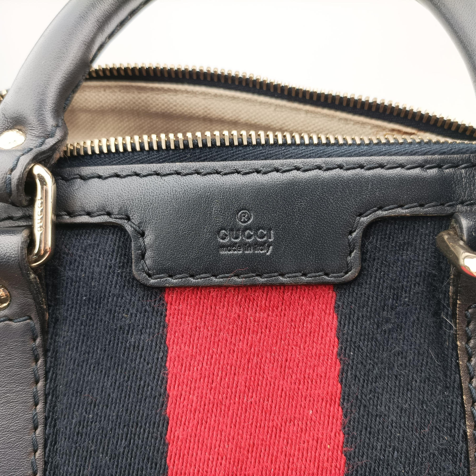 Vintage Gucci Sherry Line navy×red×beige canvas×leather 247205 shoulderbag | stylenewstar