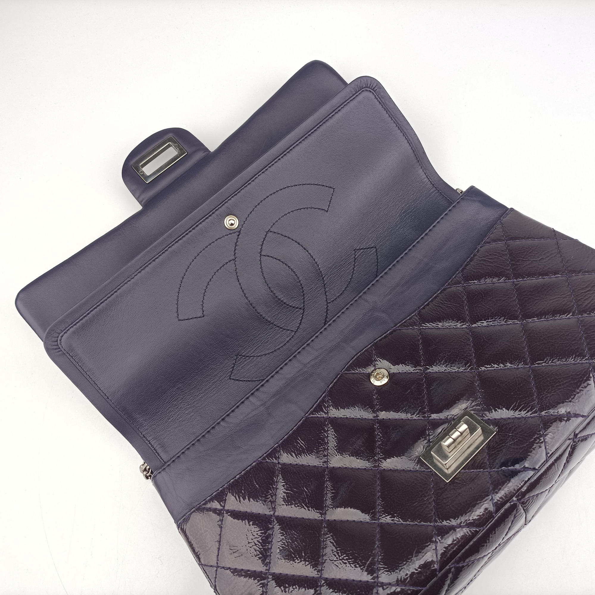 Pre-owned Chanel 2.55 double flap Matelasse Purple Patent A37590 shoulderbag | stylenewstar