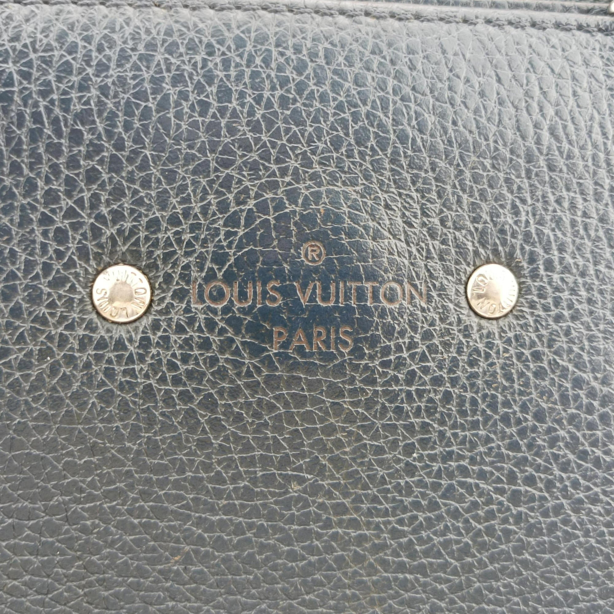 Pre-owned Louis Vuitton Armand Briefcase MM NAVY Taurillon leather M54380 handbag | stylenewstar