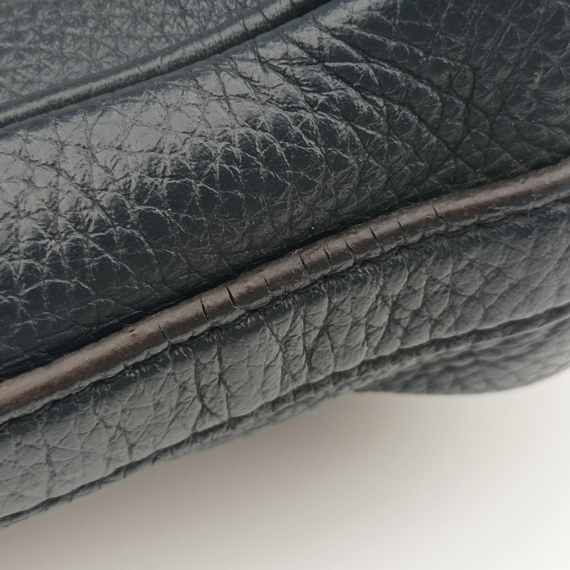 Pre-owned Louis Vuitton Armand Briefcase MM NAVY Taurillon leather M54380 handbag | stylenewstar