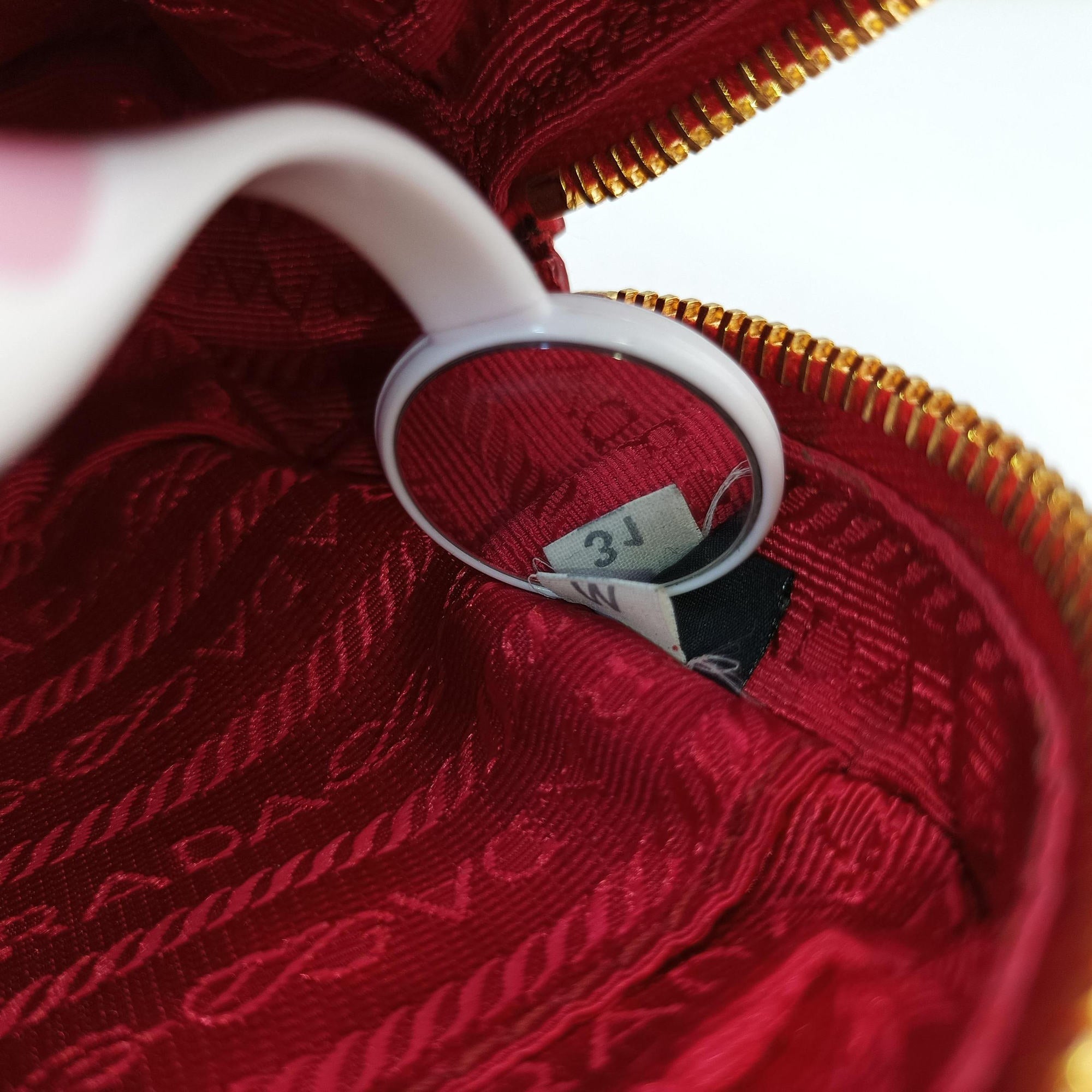 Pre-owned Prada VITELLO PHENIX Messenger Camera Red patent 1N1674 shoulderbag | stylenewstar