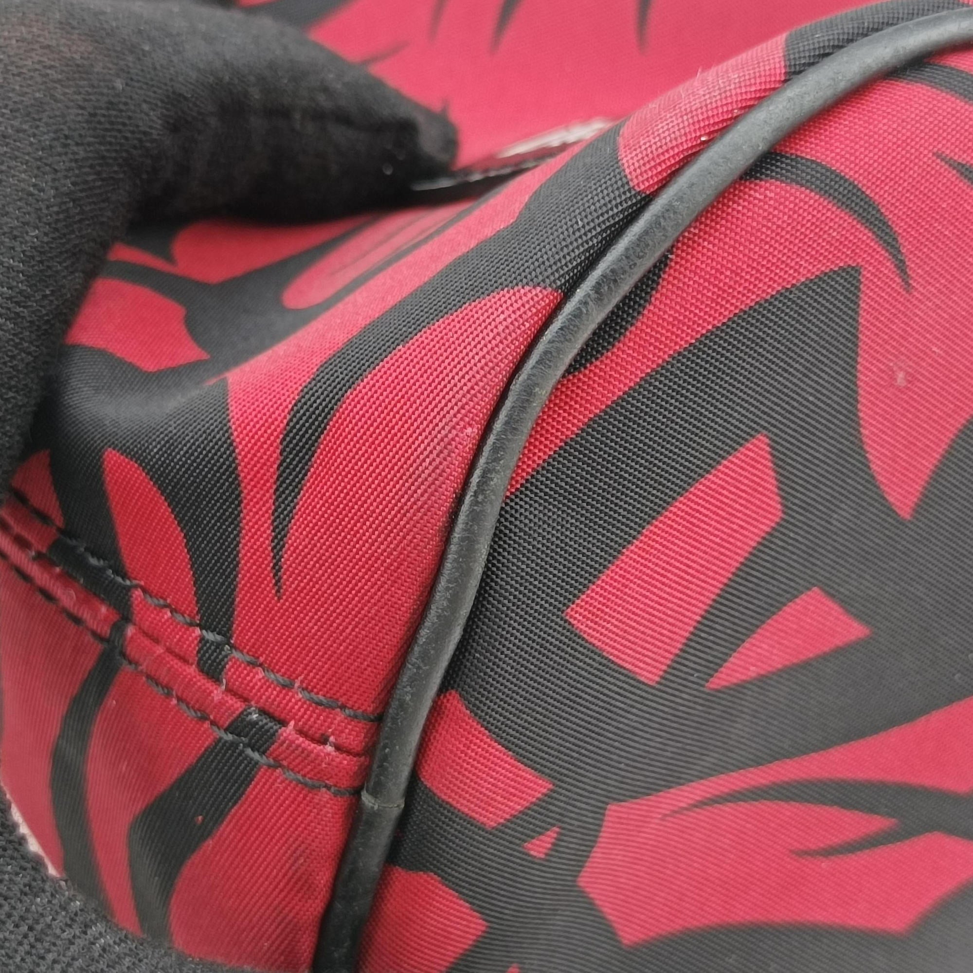 Vintage Christian Dior Roller Red×black nylon  shoulderbag | stylenewstar