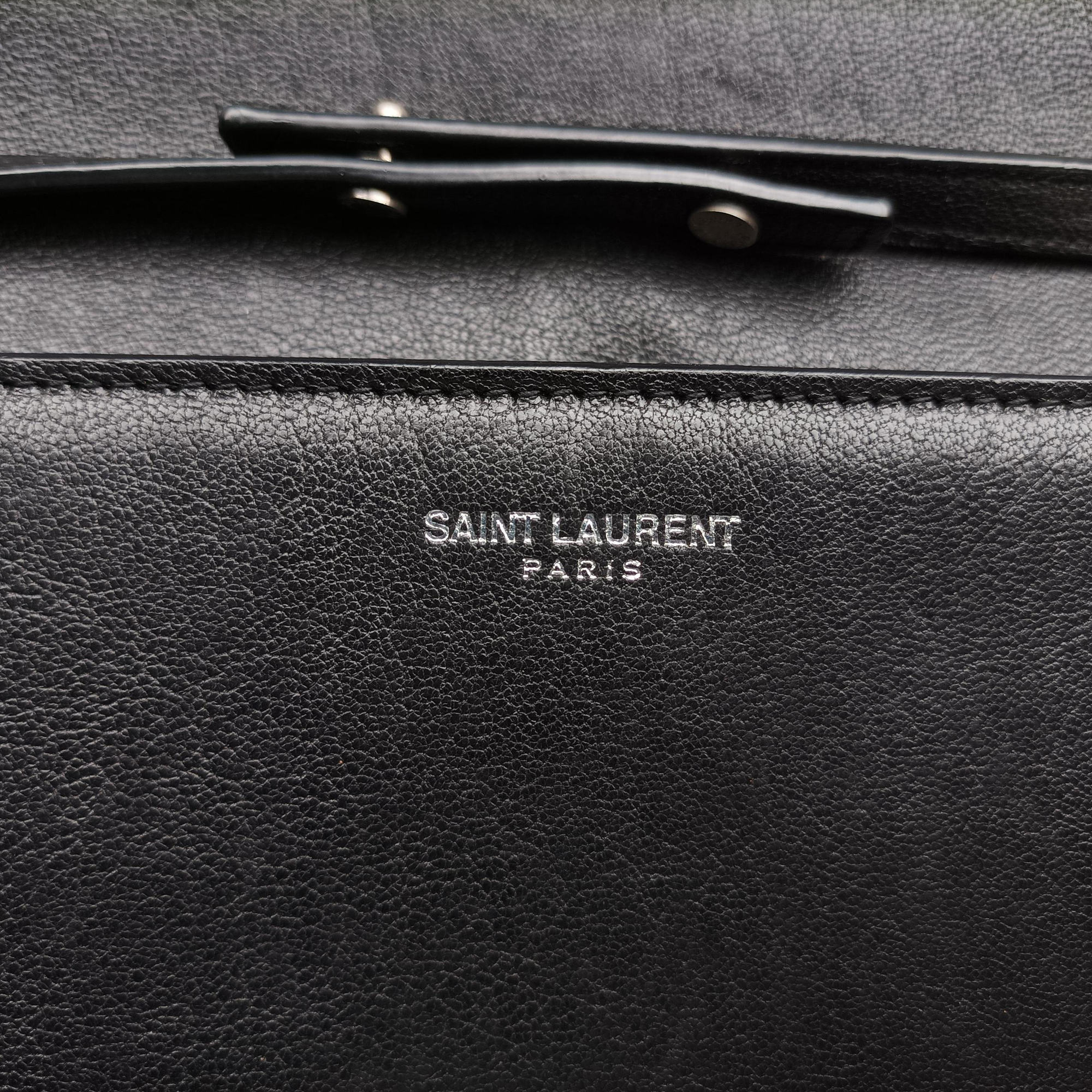Pre-owned Yves Saint Laurent KATE Star Black Leather  shoulderbag | stylenewstar