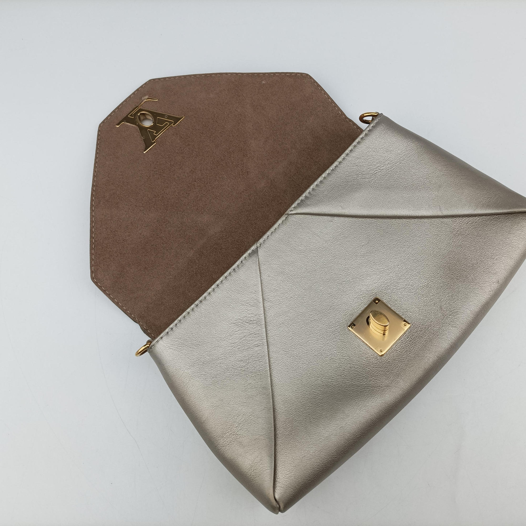 Secondhand Louis Vuitton Love Note golden×silver Leather M54504 shoulderbag | stylenewstar