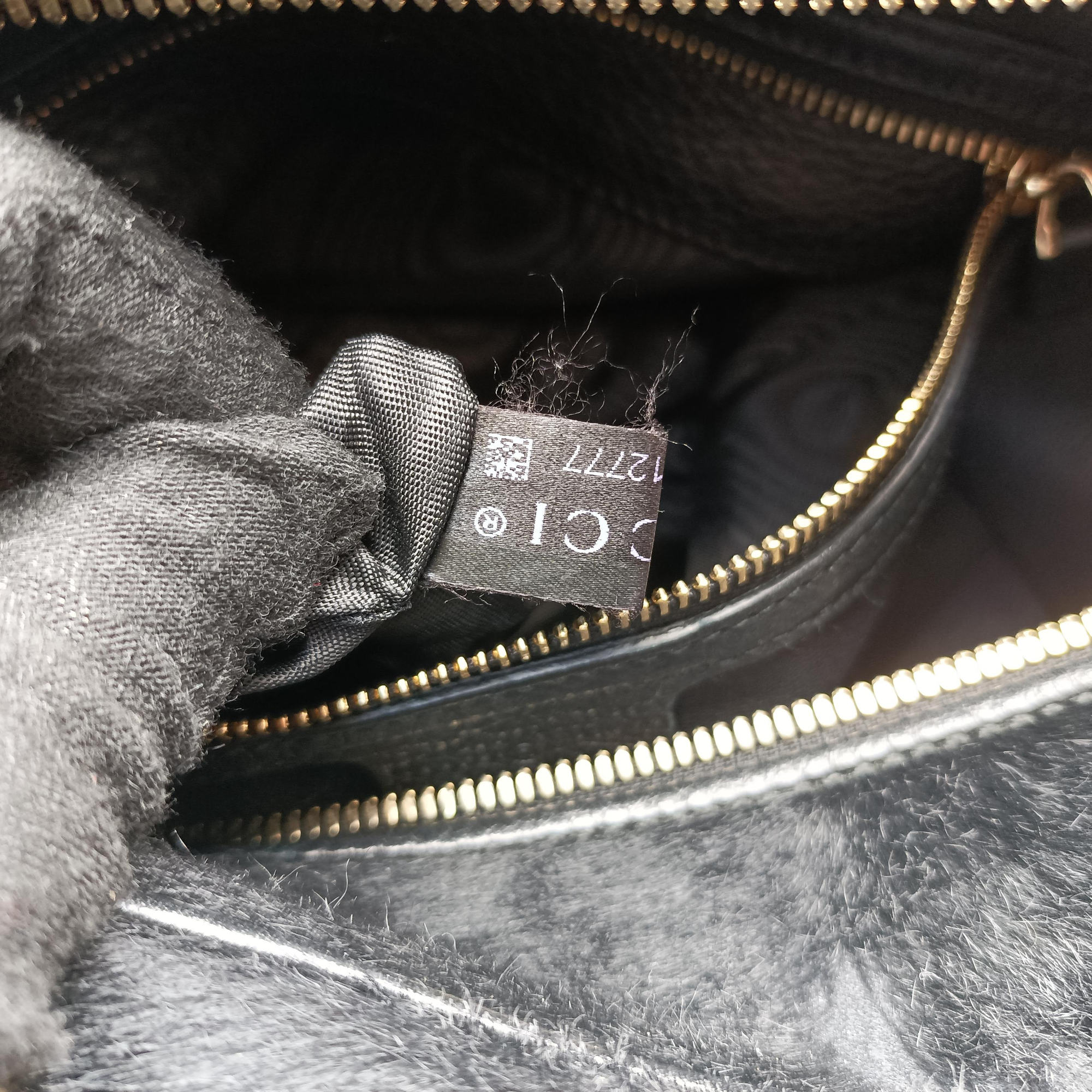 Pre-owned Gucci Soho Black ponyhair 353126 shoulderbag | stylenewstar
