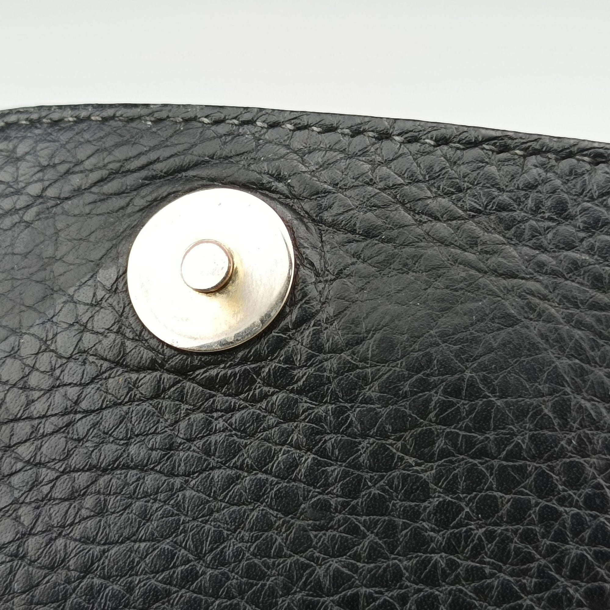 Pre-owned Gucci SOHO Black Leather 336752 shoulderbag | stylenewstar