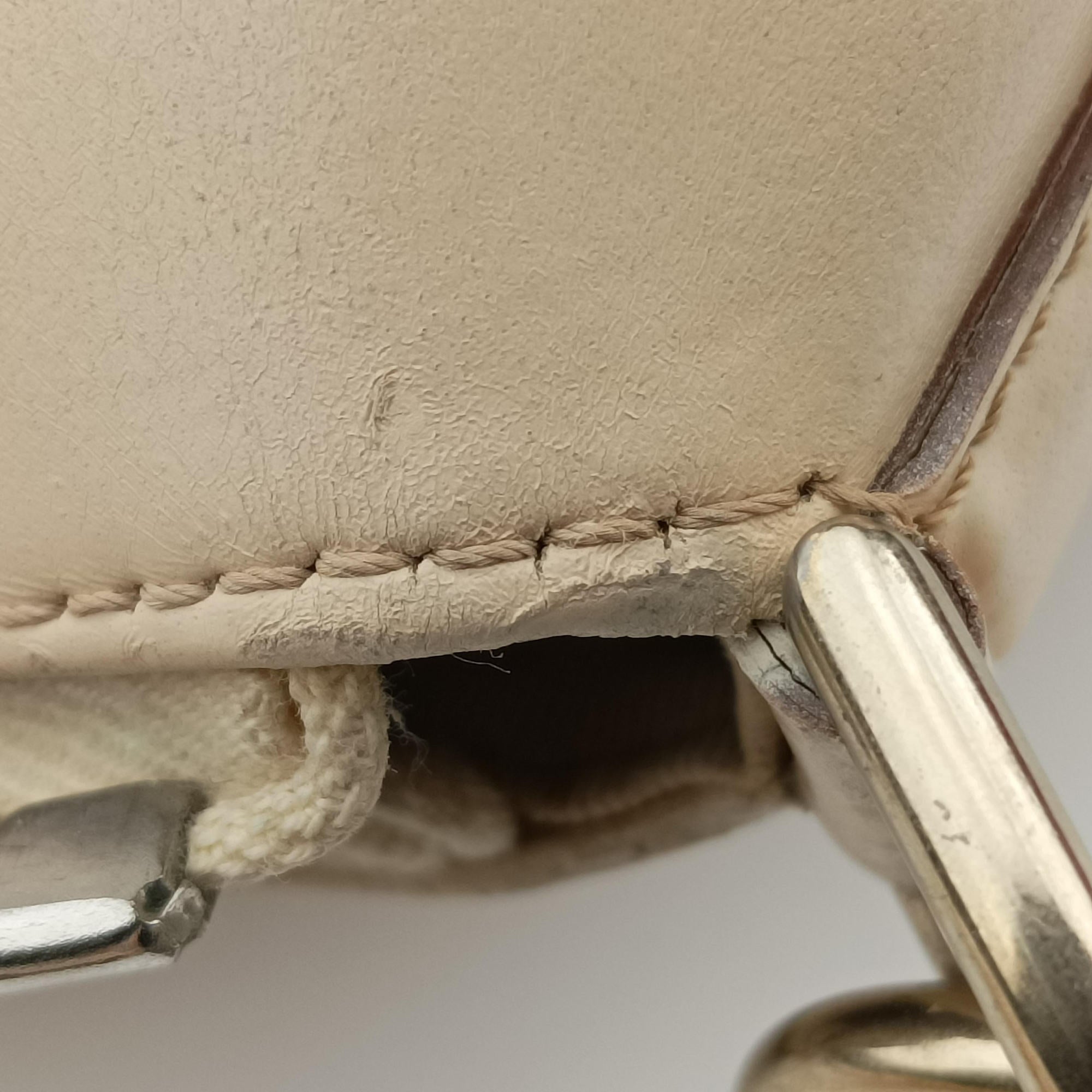 Secondhand Givenchy Antigona Beige Leather  shoulderbag | stylenewstar