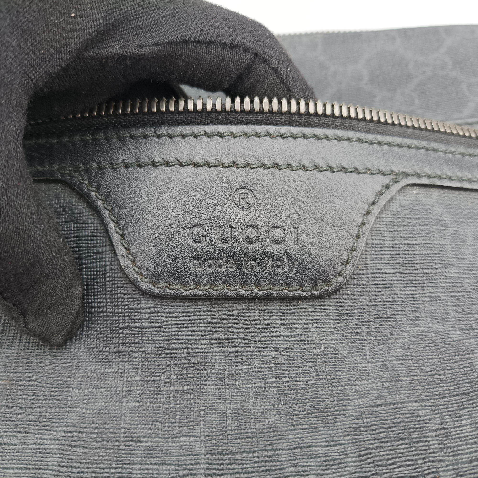 Pre-owned Gucci GG Supreme Black PVC coated canvas 322279 shoulderbag | stylenewstar