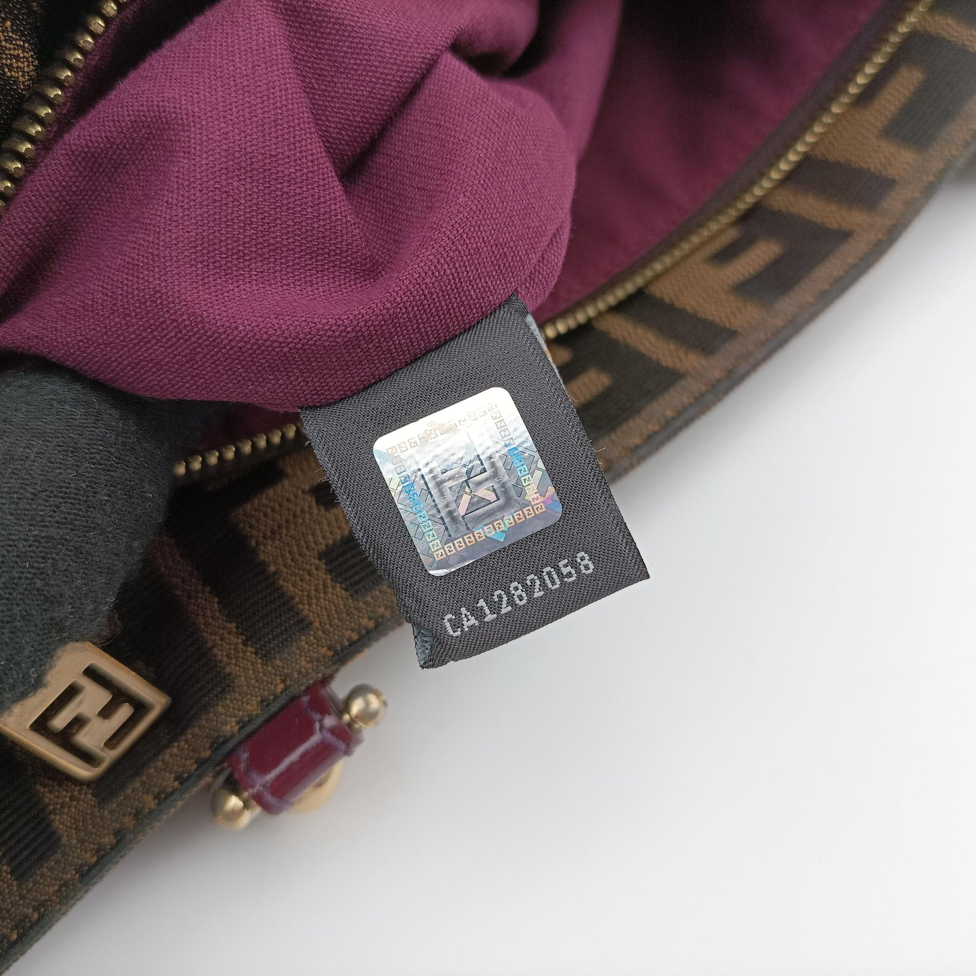 Secondhand Fendi Mia Brown×burgundy canvas×patent 8BR616 shoulderbag | stylenewstar