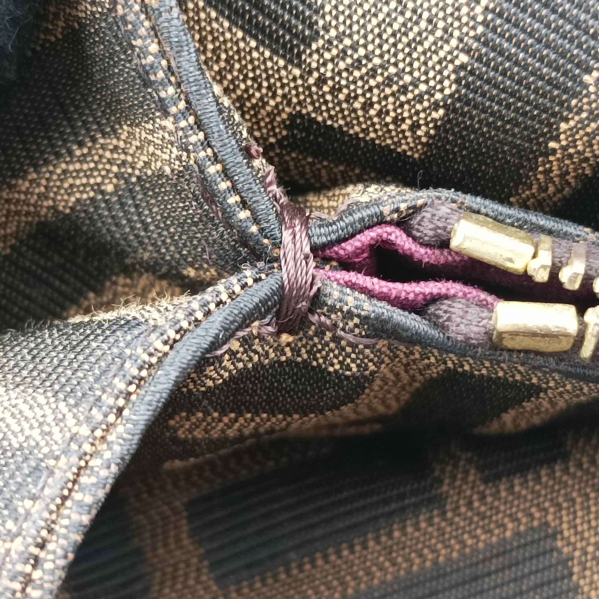 Secondhand Fendi Mia Brown×burgundy canvas×patent 8BR616 shoulderbag | stylenewstar