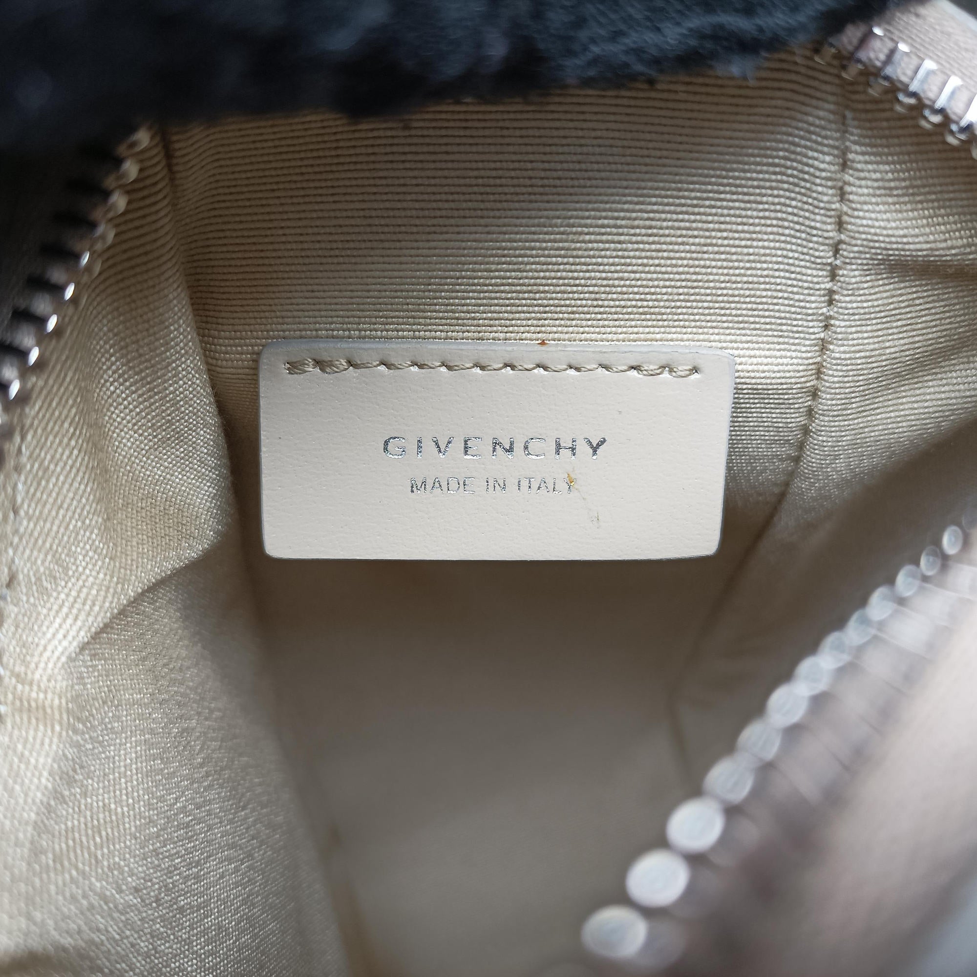 Secondhand Givenchy Mini Antigona Beige Leather  shoulderbag | stylenewstar