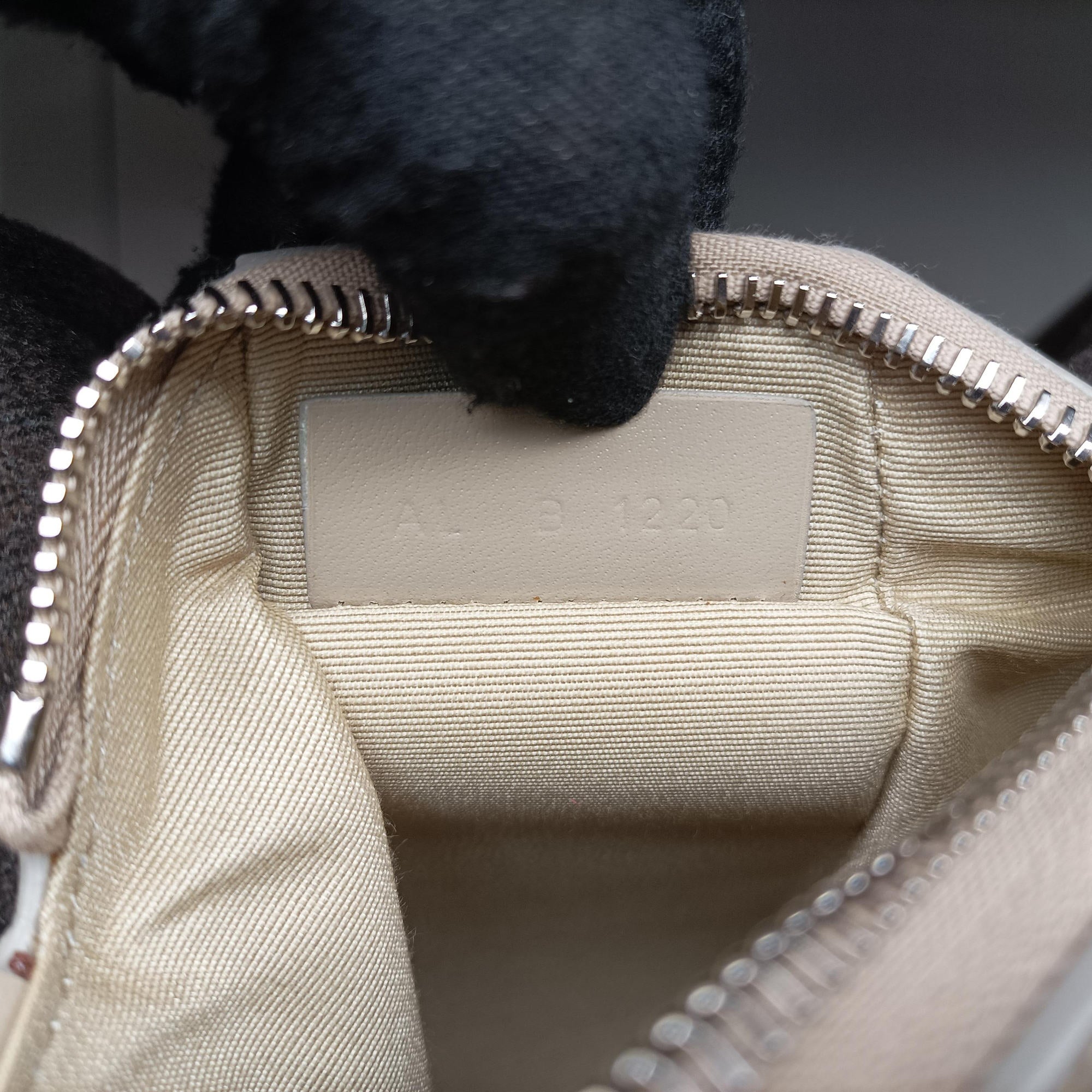 Secondhand Givenchy Mini Antigona Beige Leather  shoulderbag | stylenewstar