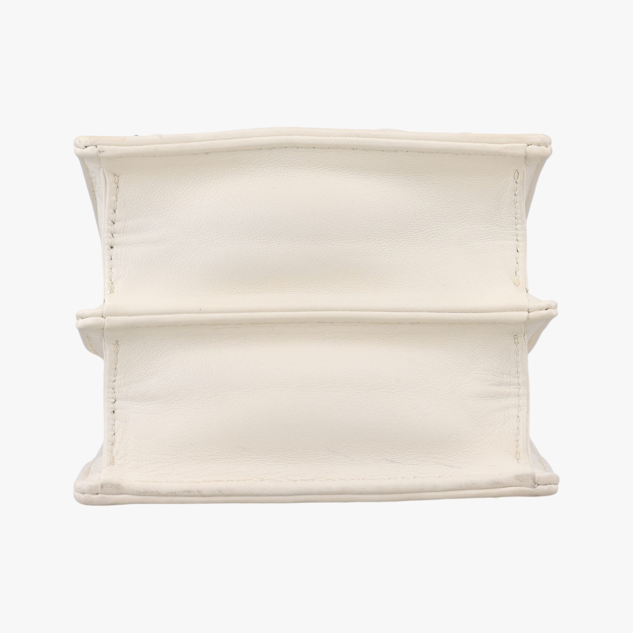 Pre-owned Christian Dior Diorama White Leather  shoulderbag | stylenewstar