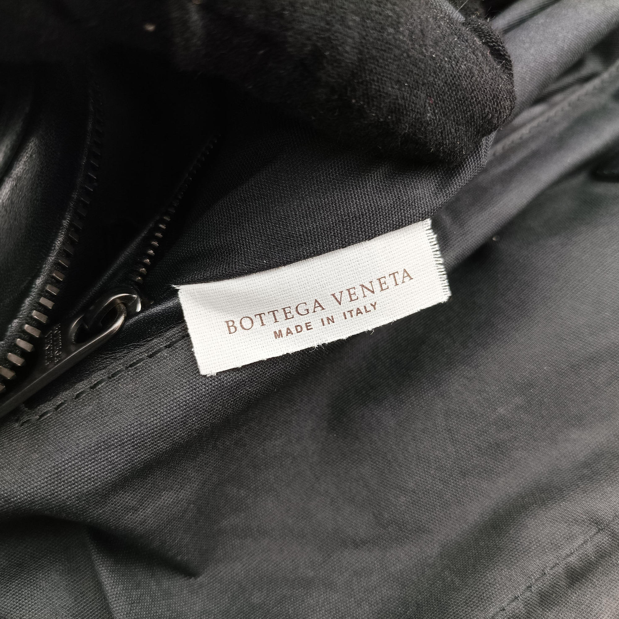Pre-owned Bottega Veneta Intrecciato Black lambskin  shoulderbag | stylenewstar