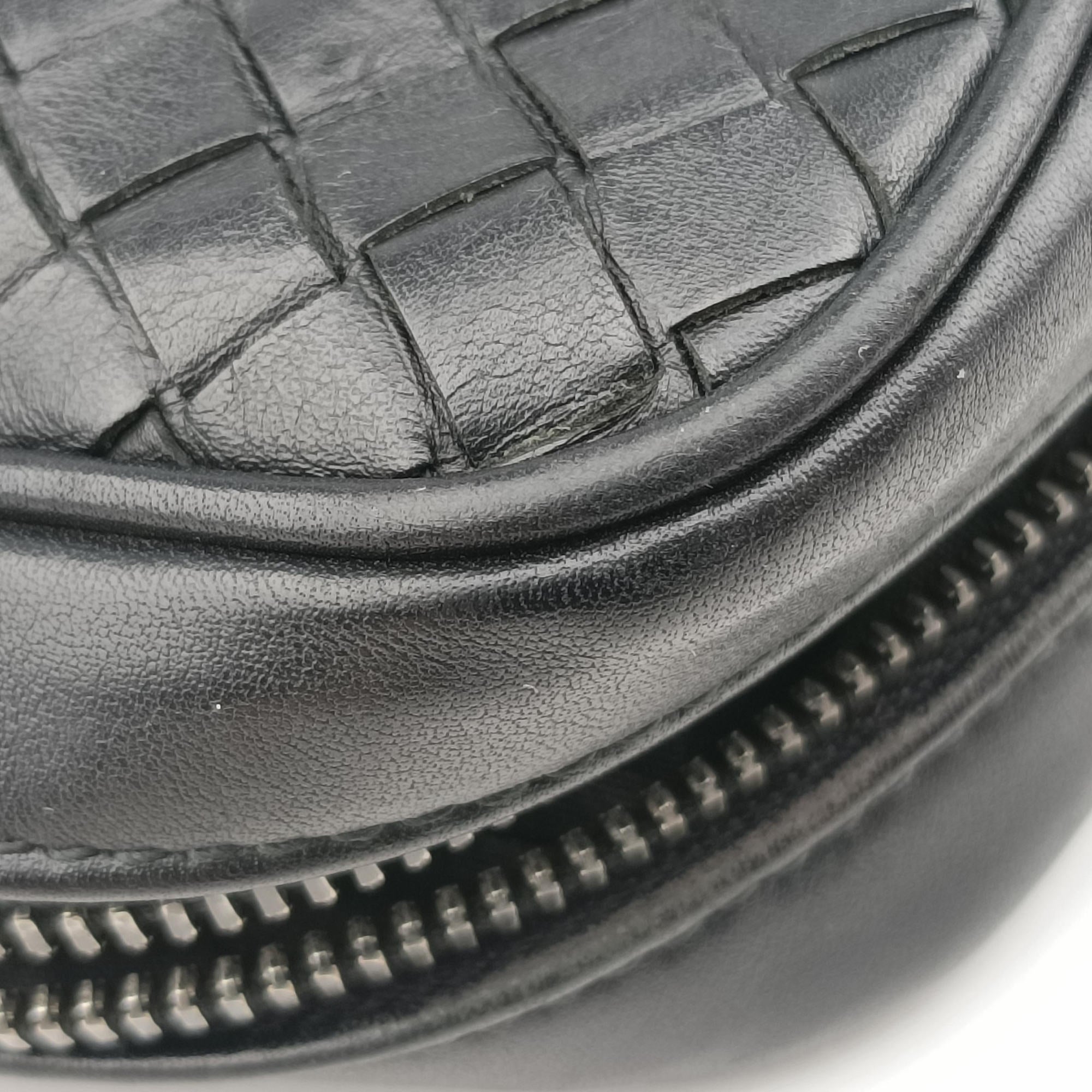 Pre-owned Bottega Veneta Intrecciato Black lambskin  shoulderbag | stylenewstar
