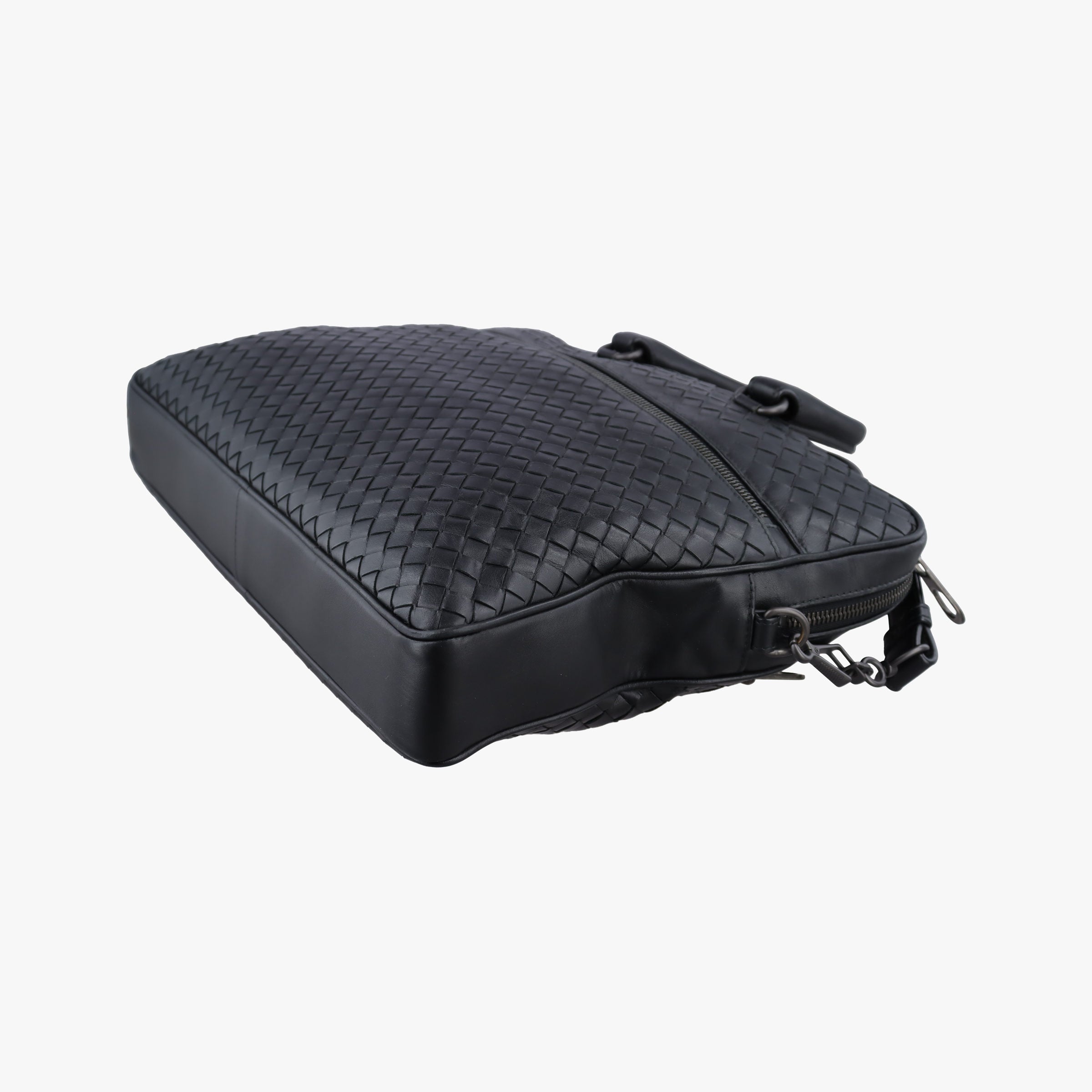 Pre-owned Bottega Veneta Intrecciato Black lambskin  shoulderbag | stylenewstar