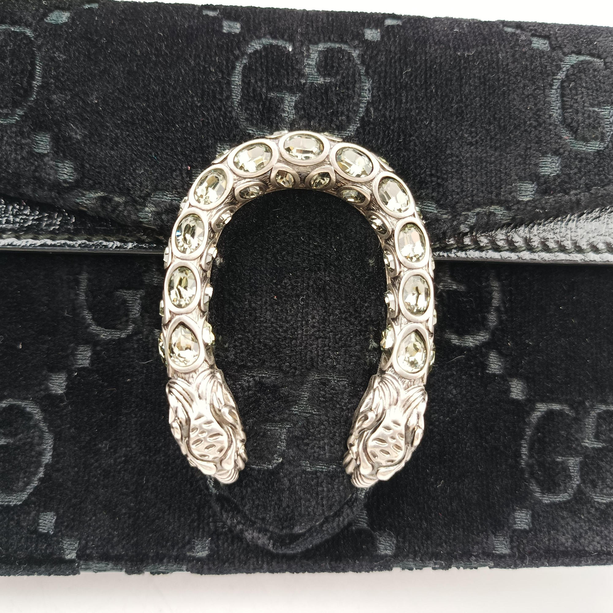 Pre-owned Gucci Dionysus Black velour 476432 shoulderbag | stylenewstar