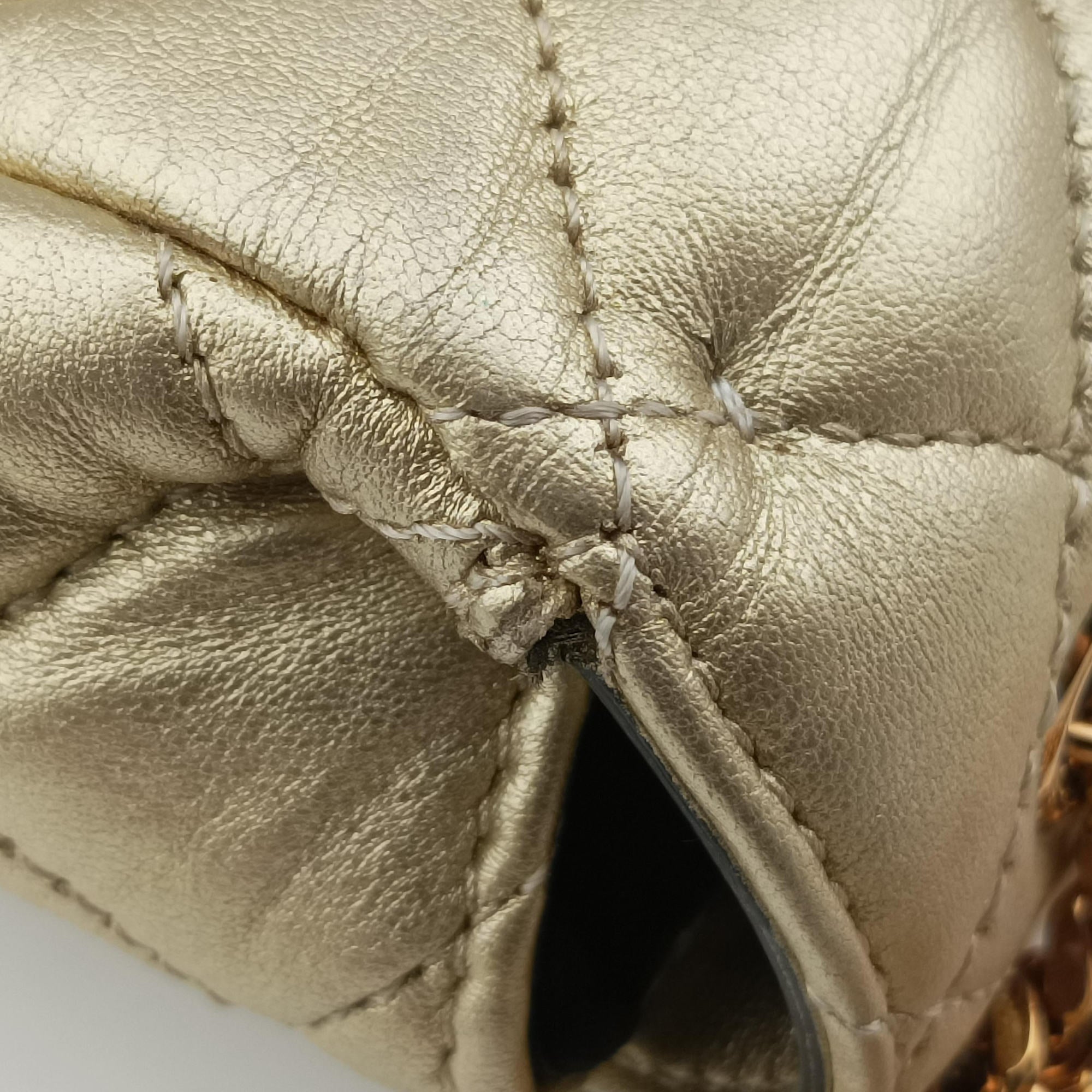 Secondhand VERSACE Medusa Golden Leather  shoulderbag | stylenewstar
