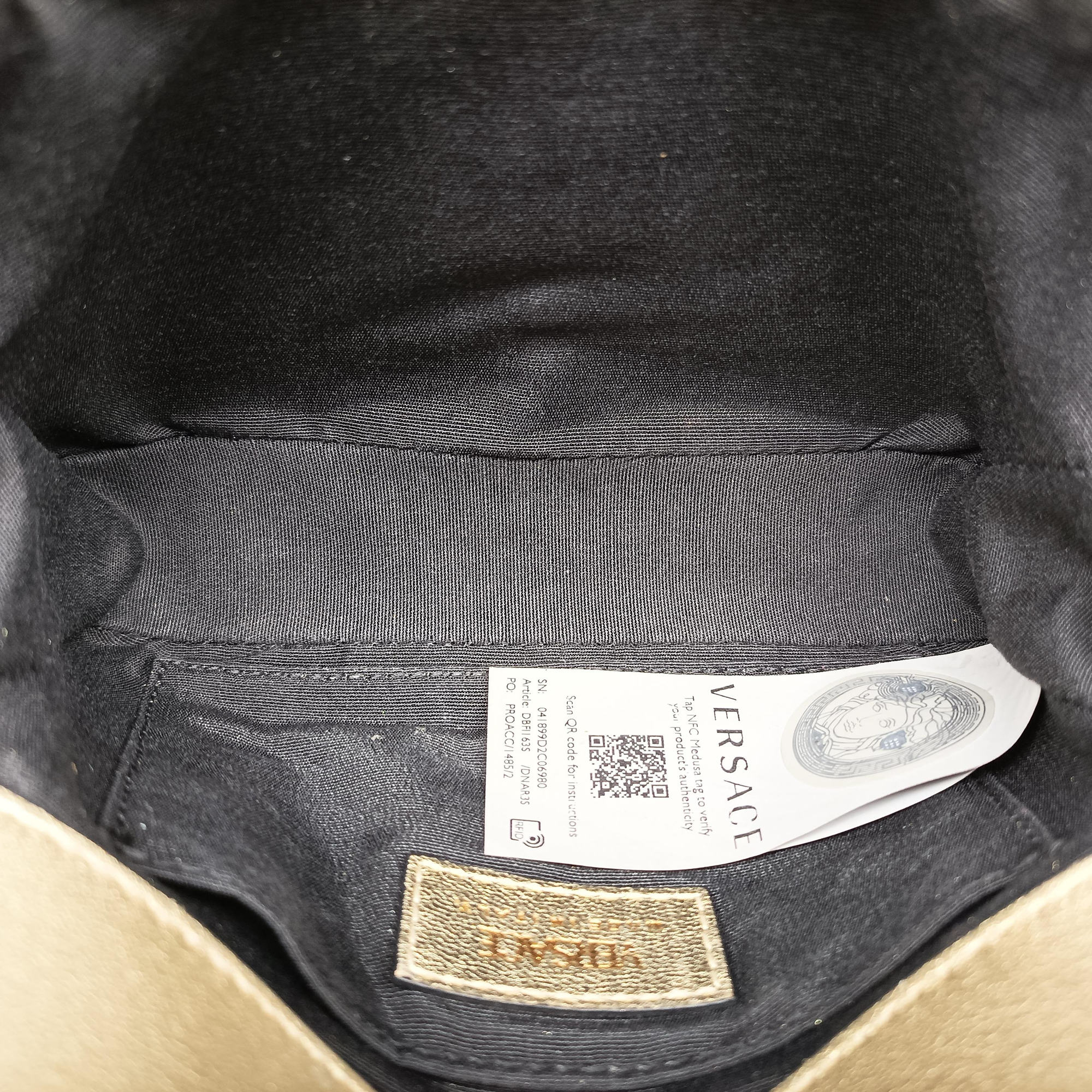 Secondhand VERSACE Medusa Golden Leather  shoulderbag | stylenewstar