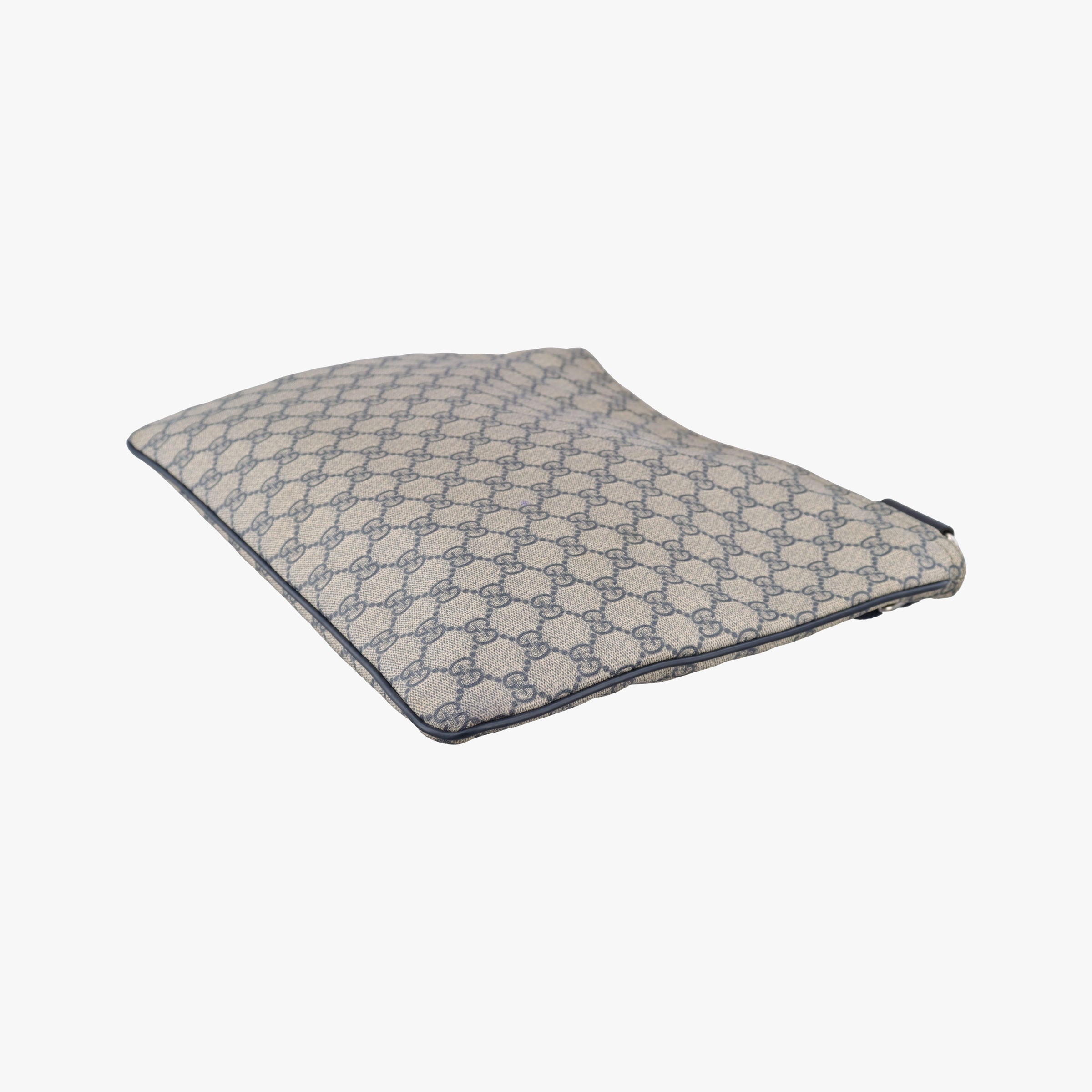 Pre-owned Gucci GG Plus GG Supreme Beige×Navy PVC coated canvas×Leather 201446 shoulderbag | stylenewstar