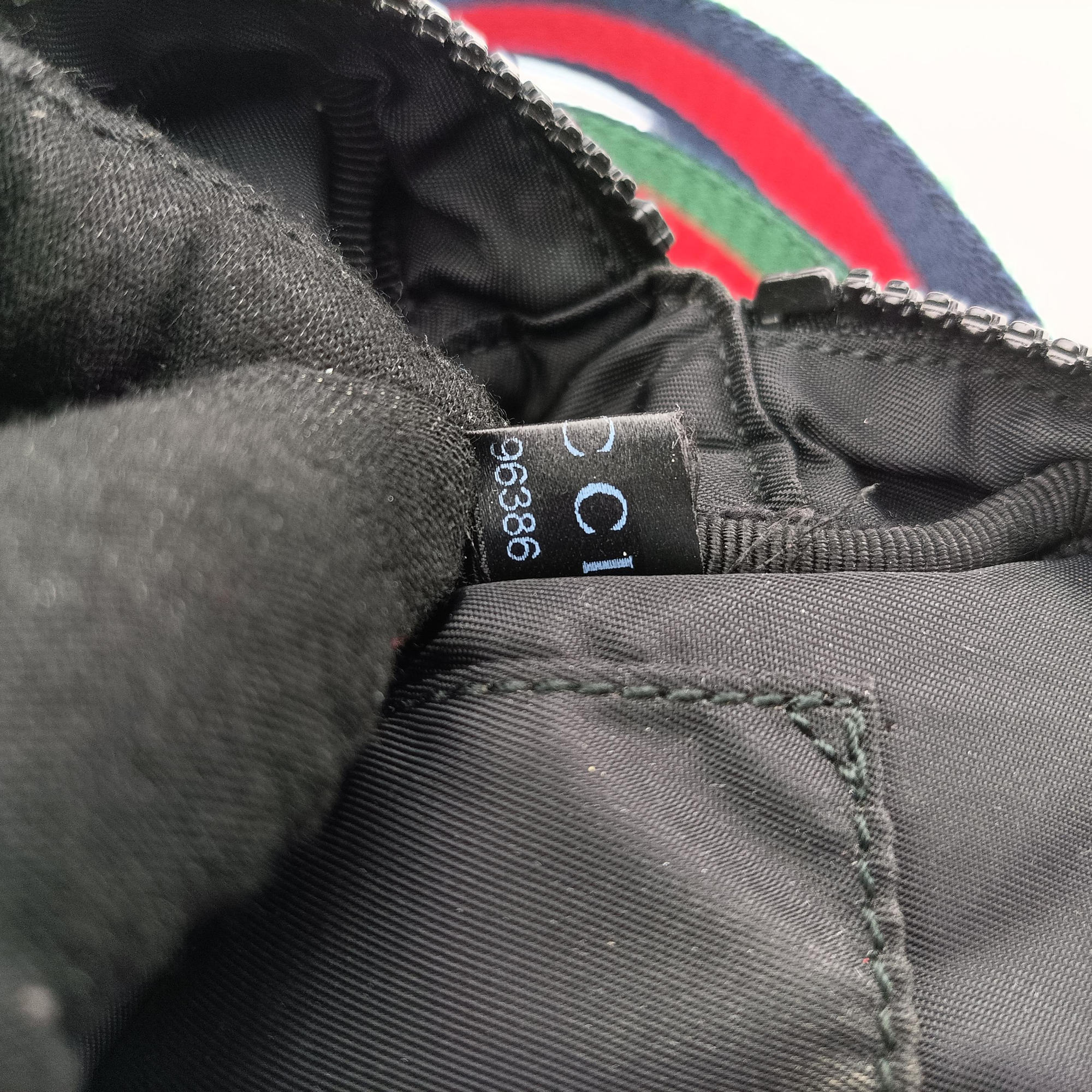 Pre-owned Gucci Tiger Embroidered Web Messenger Black×Multicolour Canvas 523323 bum bag/waist bag | stylenewstar