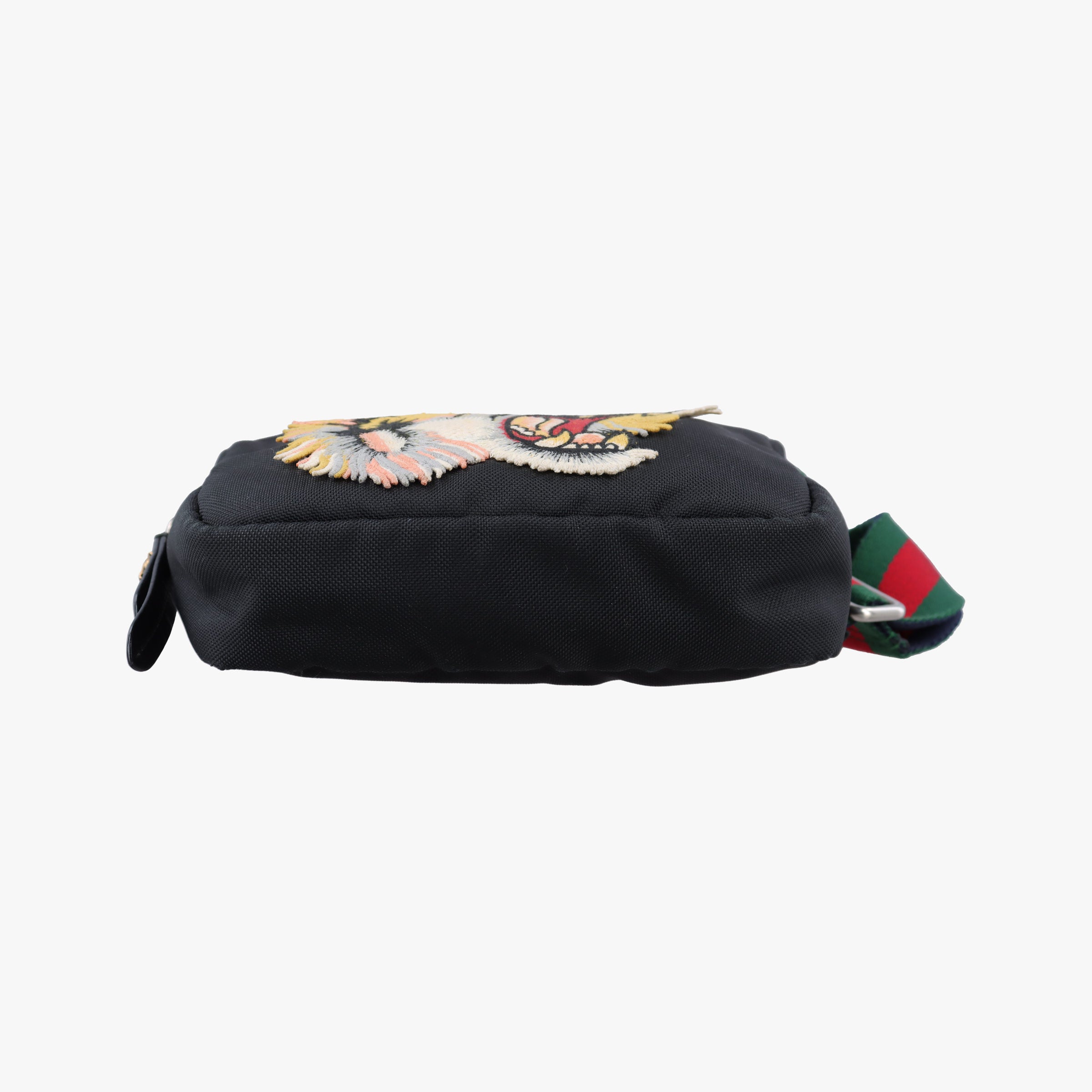 Pre-owned Gucci Tiger Embroidered Web Messenger Black×Multicolour Canvas 523323 bum bag/waist bag | stylenewstar