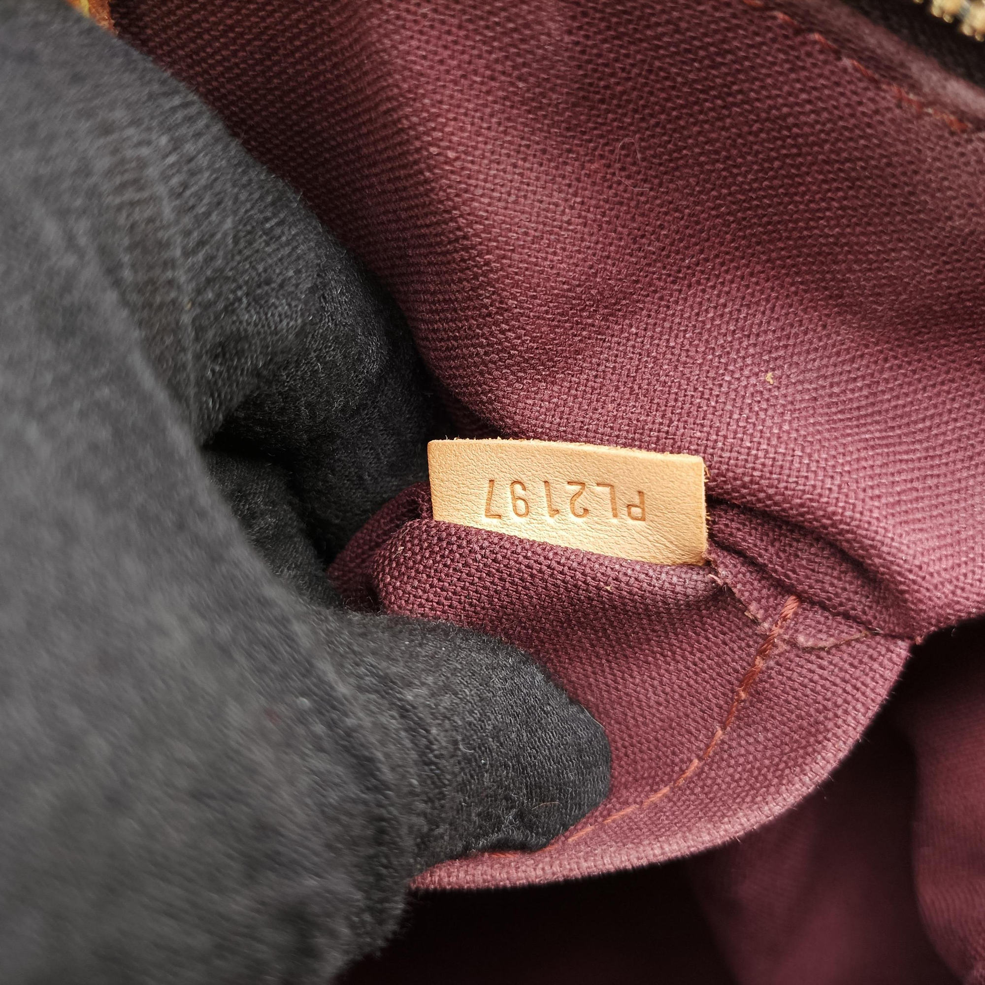 Secondhand Louis Vuitton Turen PM brown Monogram Canvas M48813 shoulderbag | stylenewstar