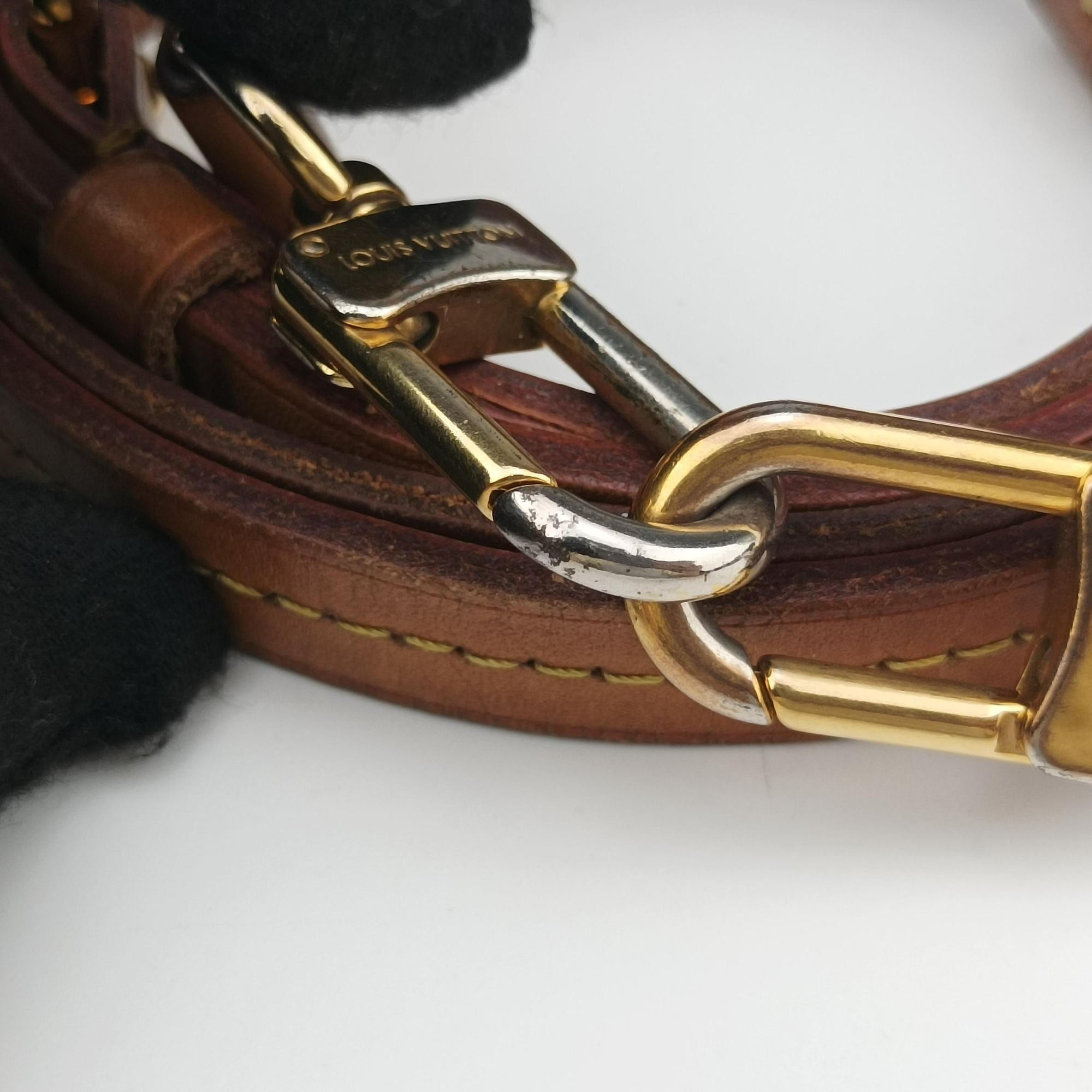 Secondhand Louis Vuitton Turen PM brown Monogram Canvas M48813 shoulderbag | stylenewstar