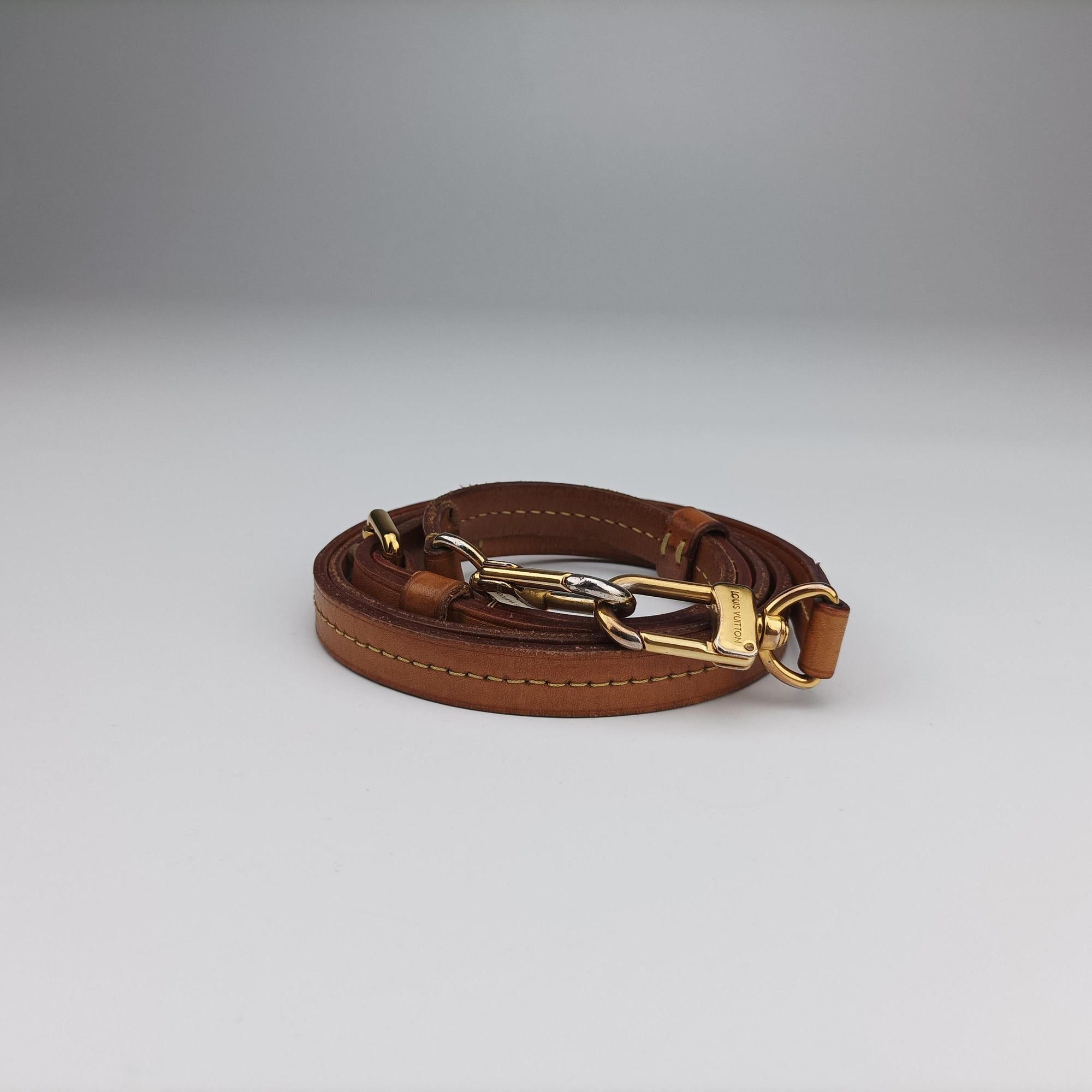 Secondhand Louis Vuitton Turen PM brown Monogram Canvas M48813 shoulderbag | stylenewstar