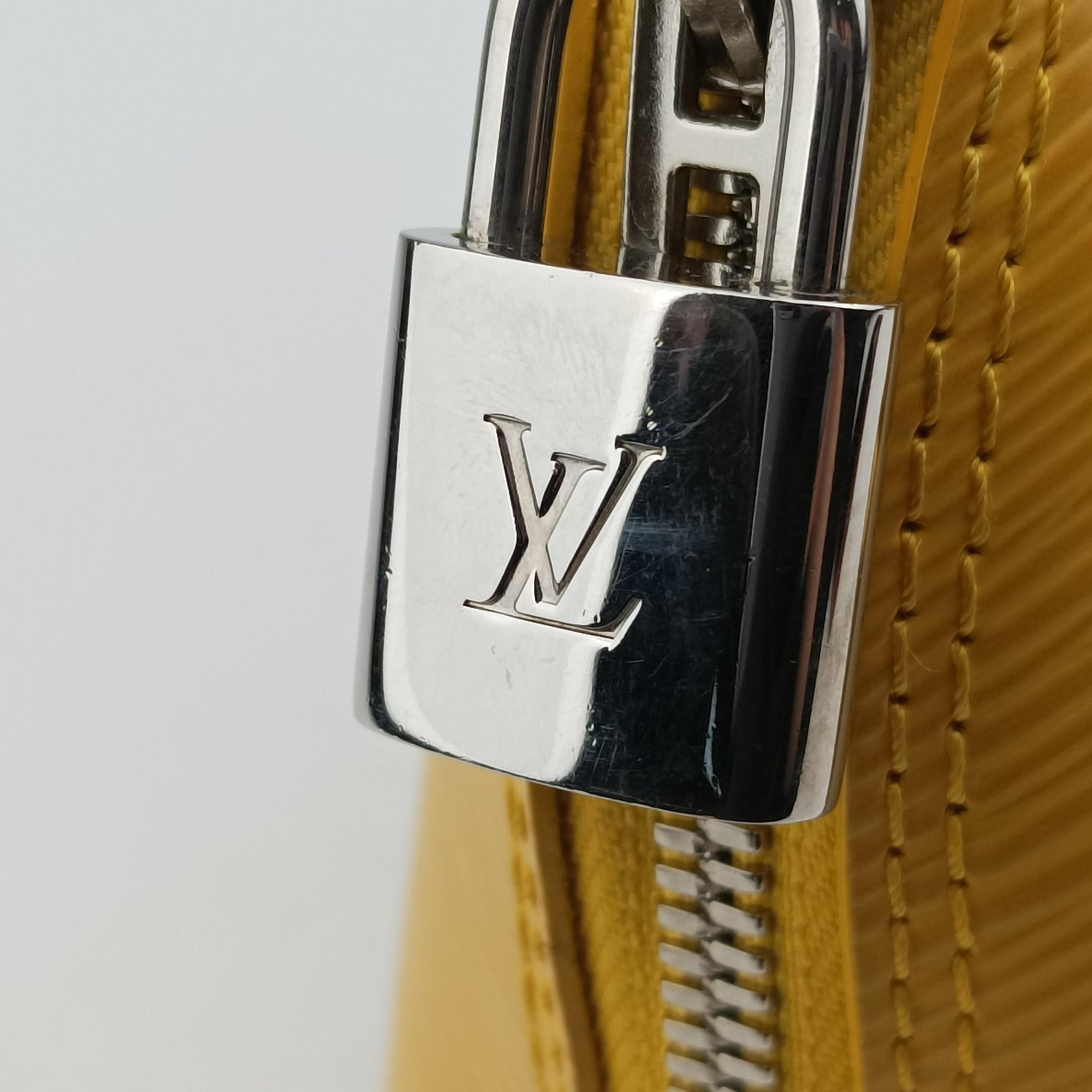 Secondhand Louis Vuitton Alma BB Citron Epi M40866 shoulderbag | stylenewstar