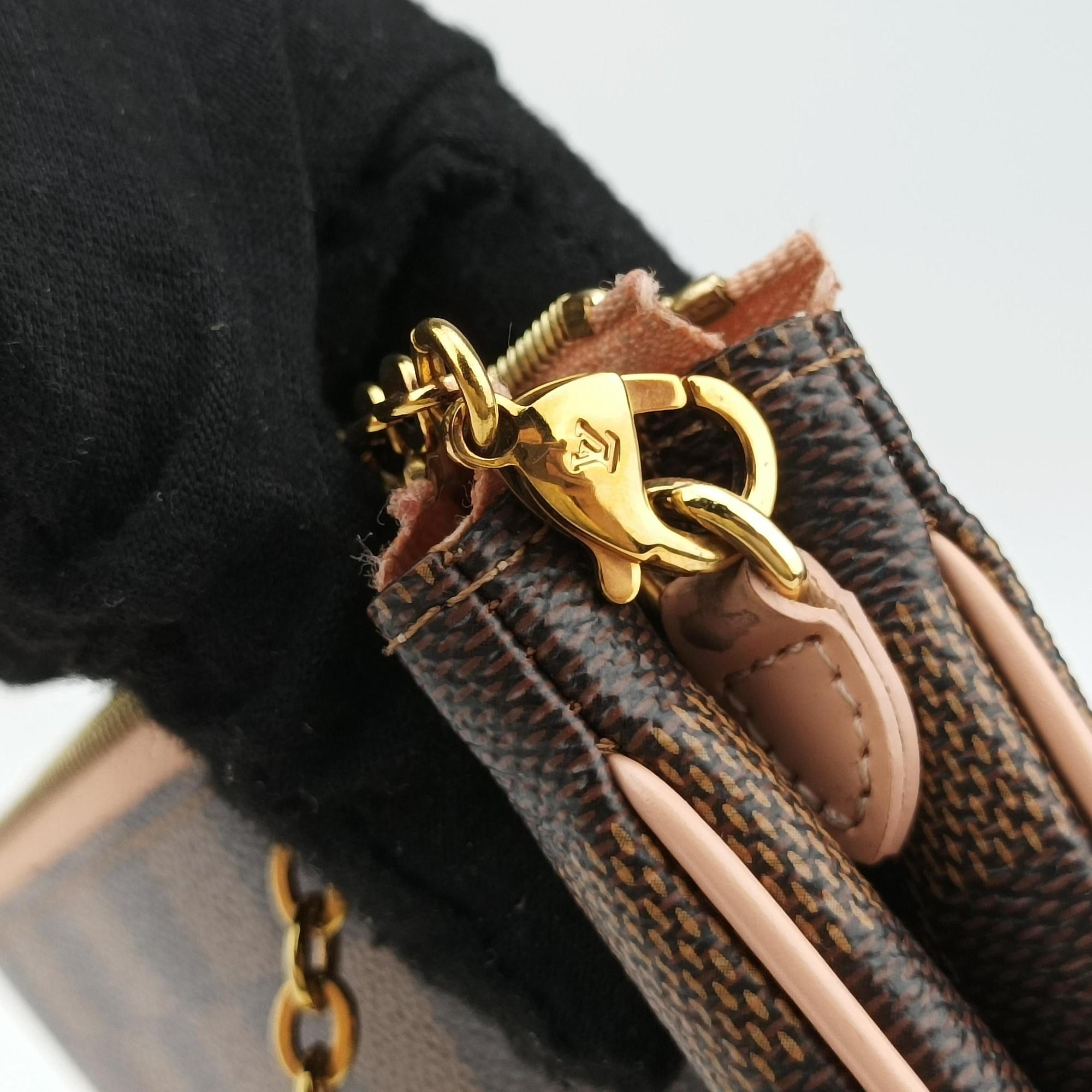 Pre-owned Louis Vuitton Pochette Double Zip EBENE×Rose Ballerine Damier Canvas N60254 shoulderbag | stylenewstar