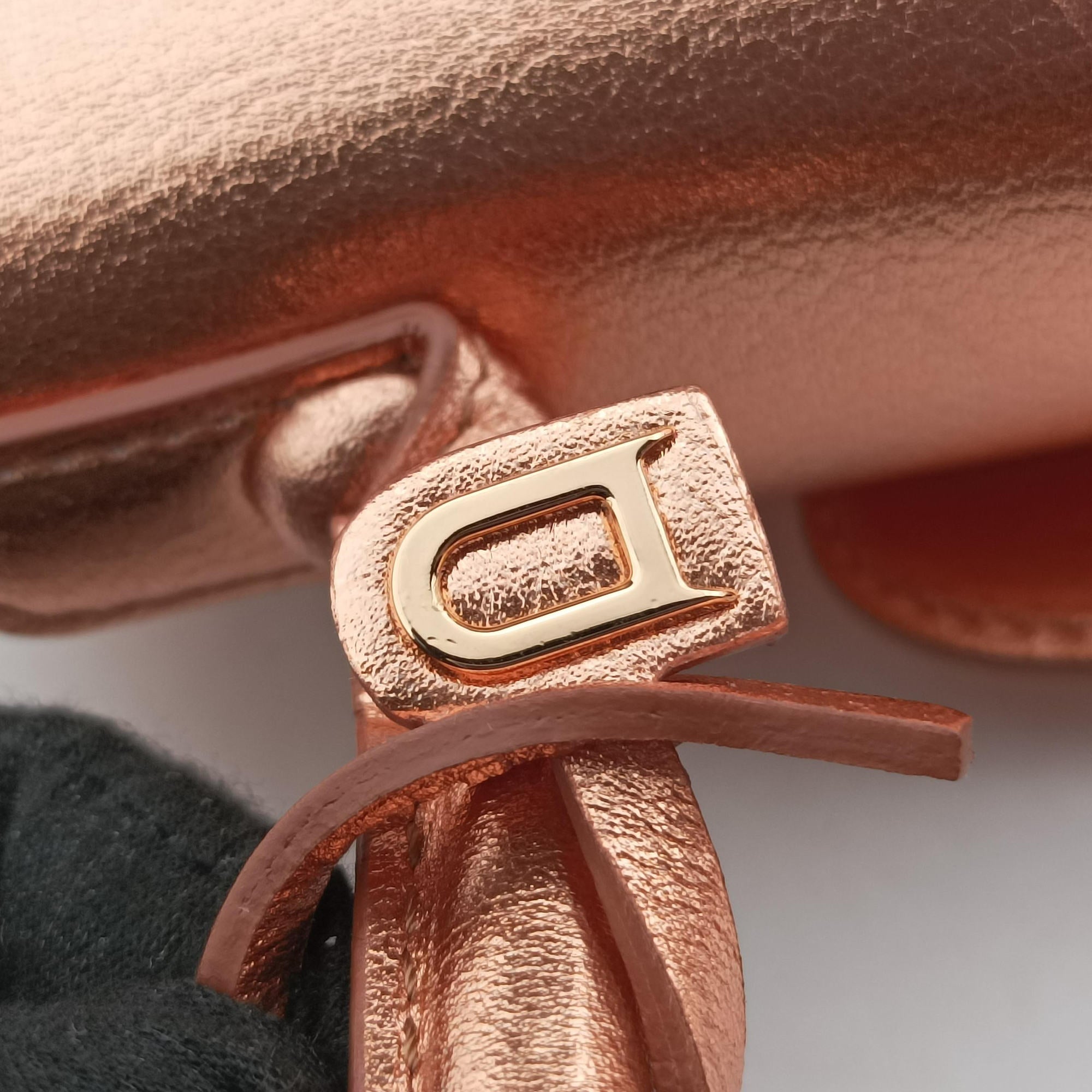 Pre-owned Delvaux Brillant Mini Golden leather  shoulderbag | stylenewstar