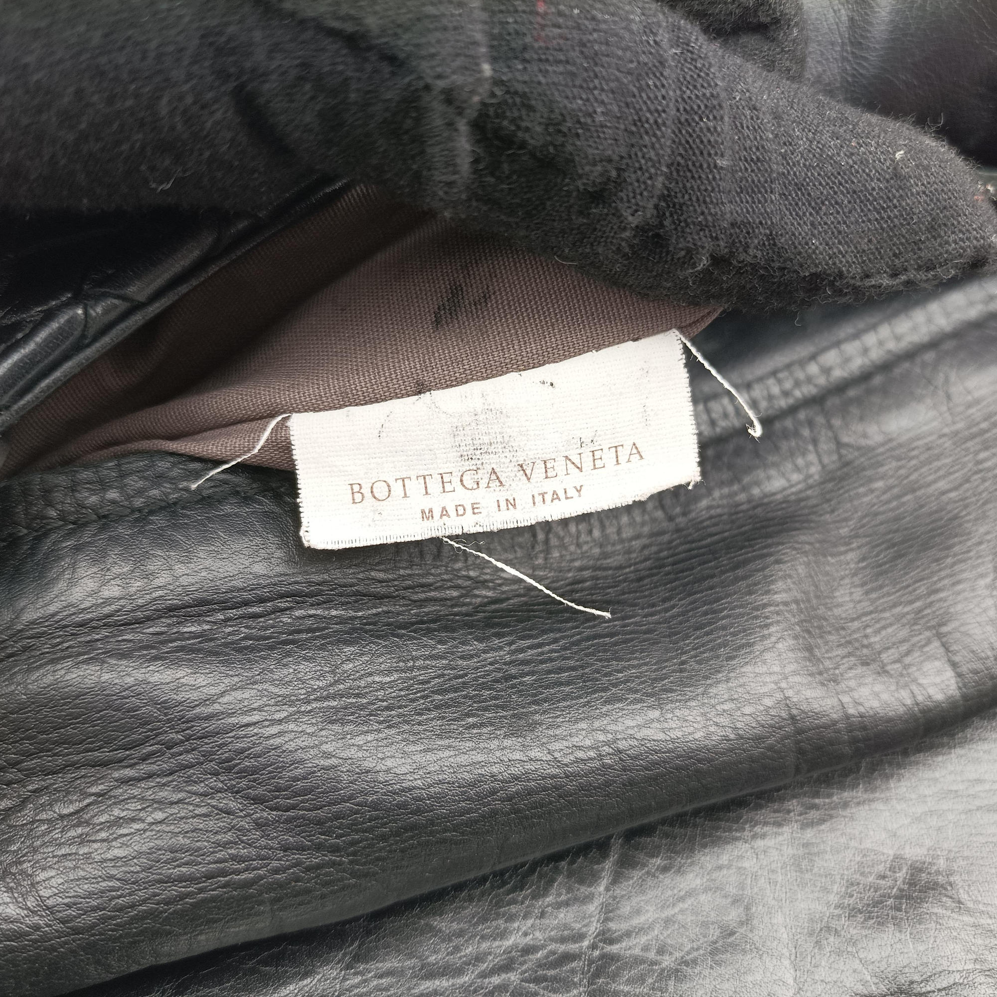 Pre-owned Bottega Veneta Intrecciato Black lambskin  shoulderbag | stylenewstar